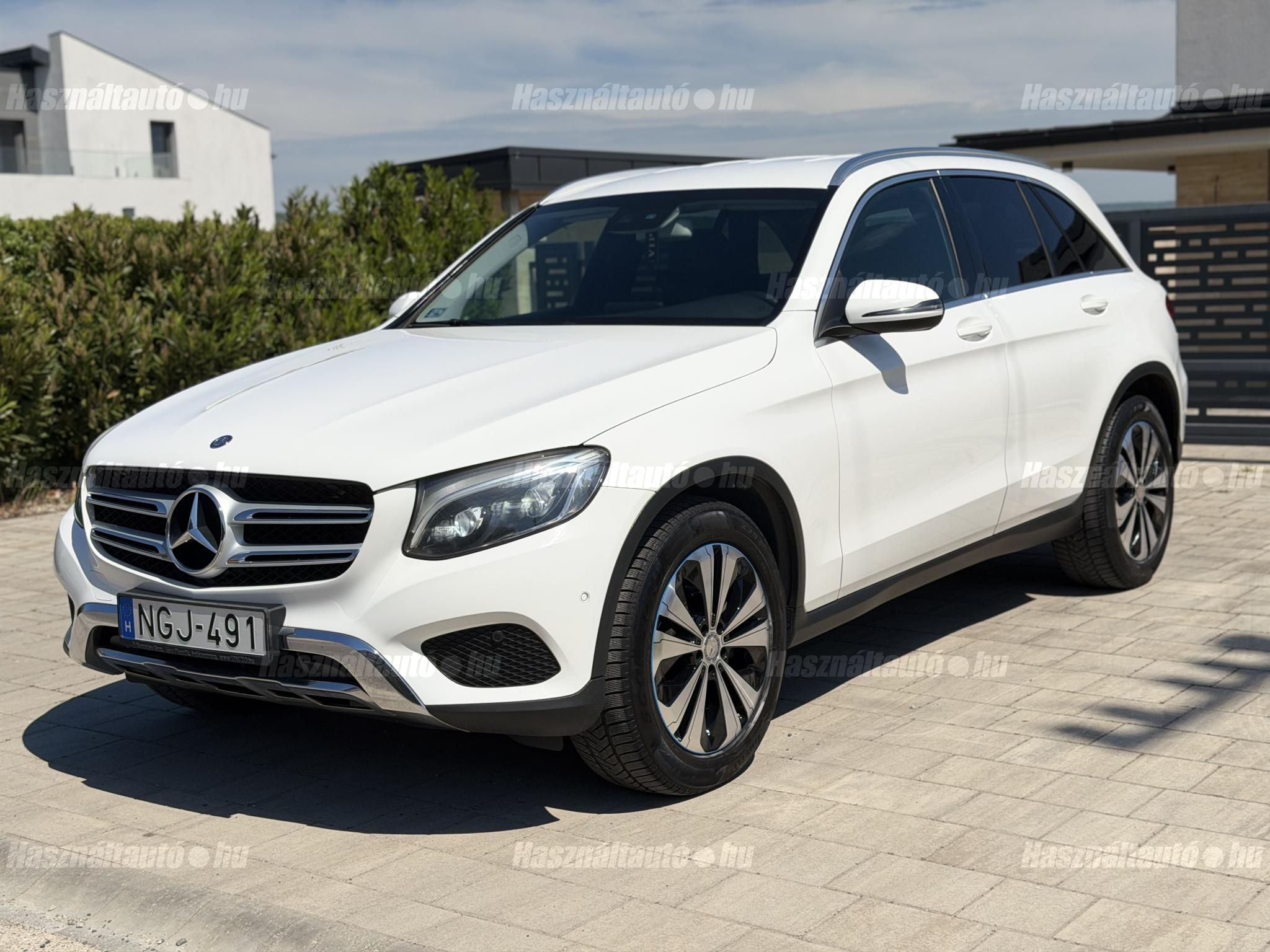 MERCEDES-BENZ GLC 220 2015/8 - 1