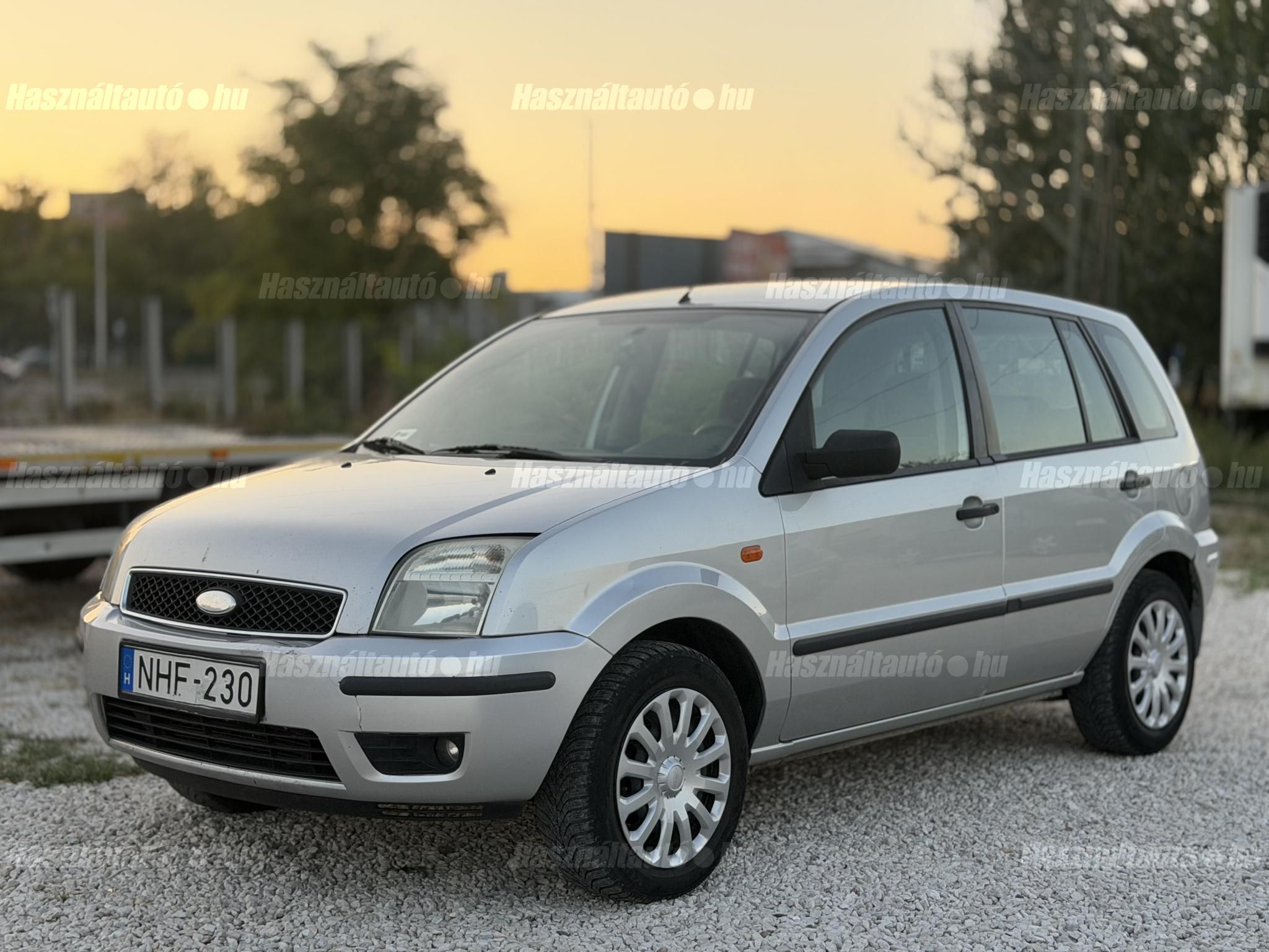 FORD FUSION 2004/9 - 1