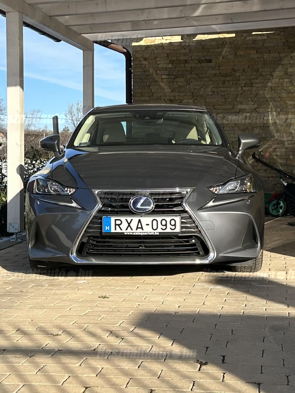 LEXUS IS 2019/12 - 1