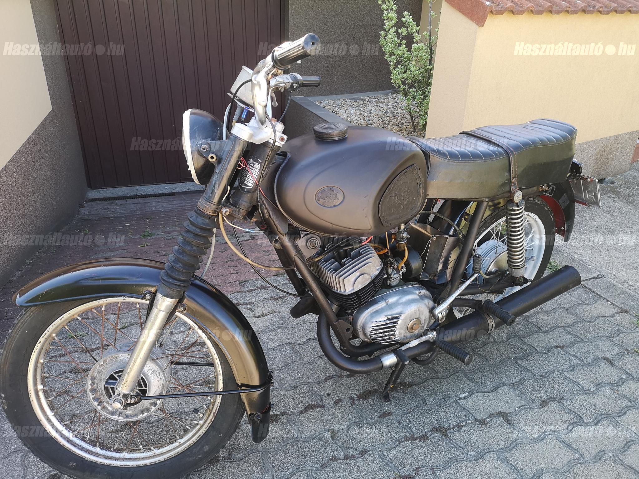 PANNONIA P21 1973/8 - 1