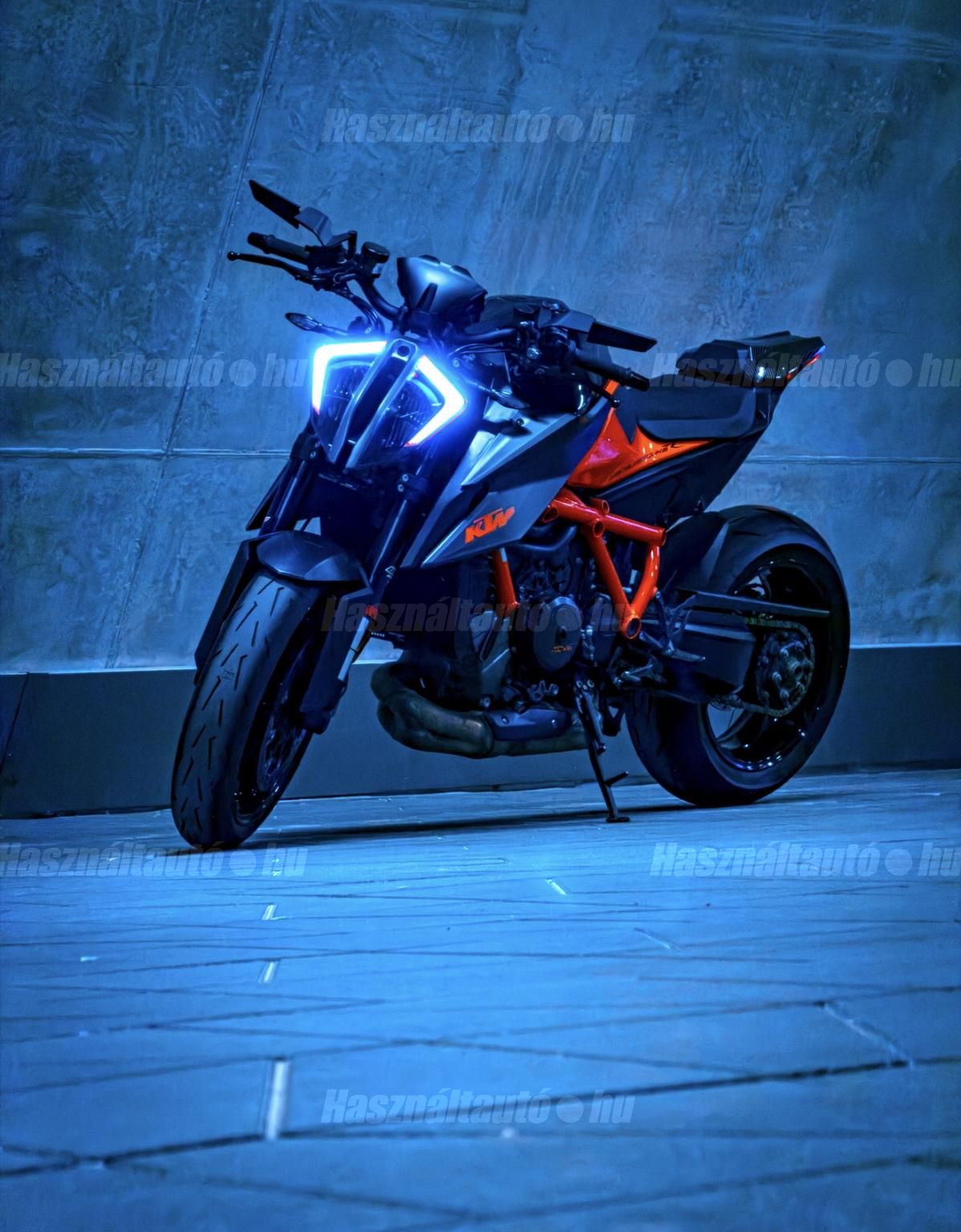 KTM 1290 SUPER DUKE R 2021/2 - 1