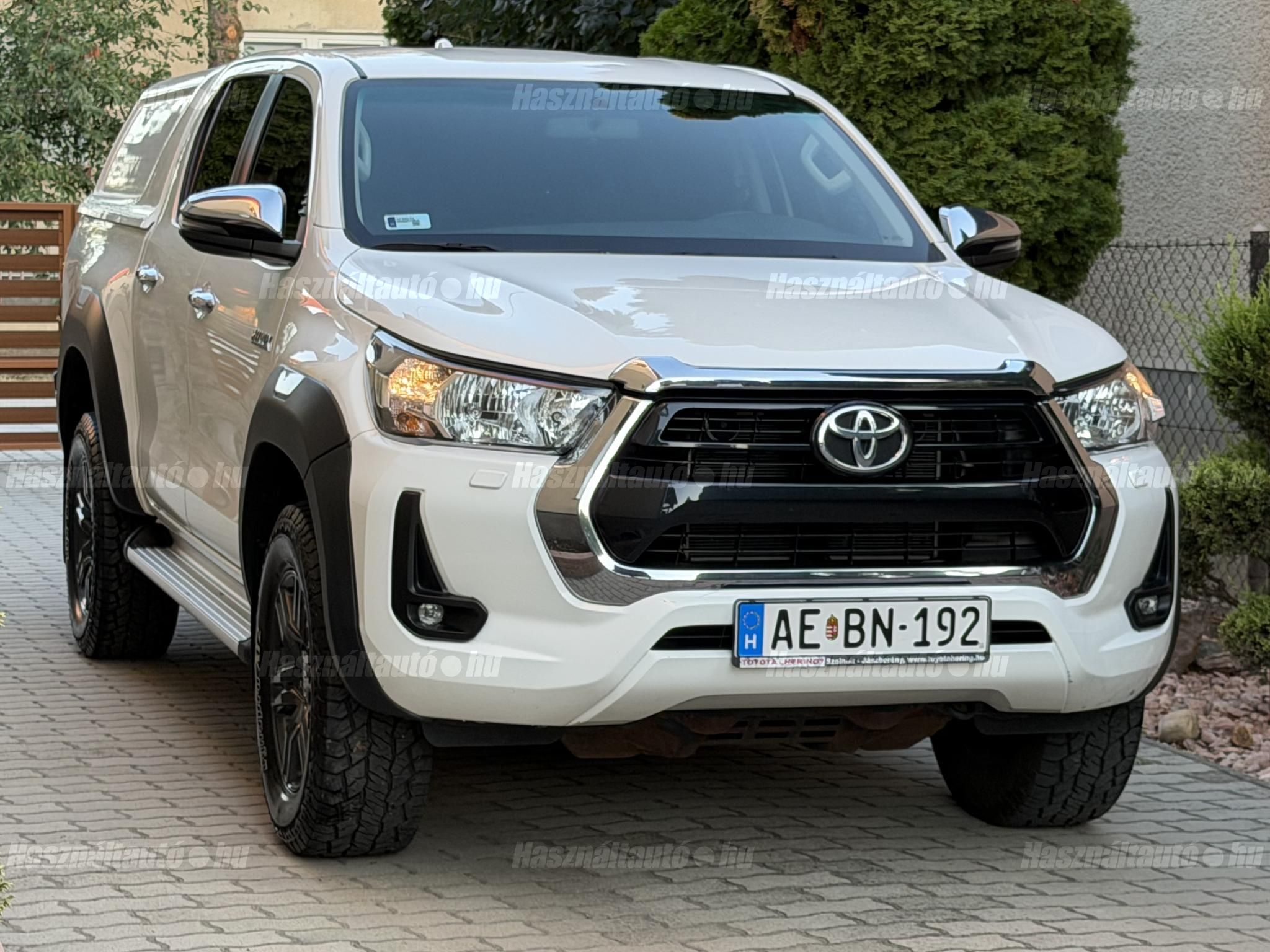 TOYOTA HILUX 2023/8 - 1