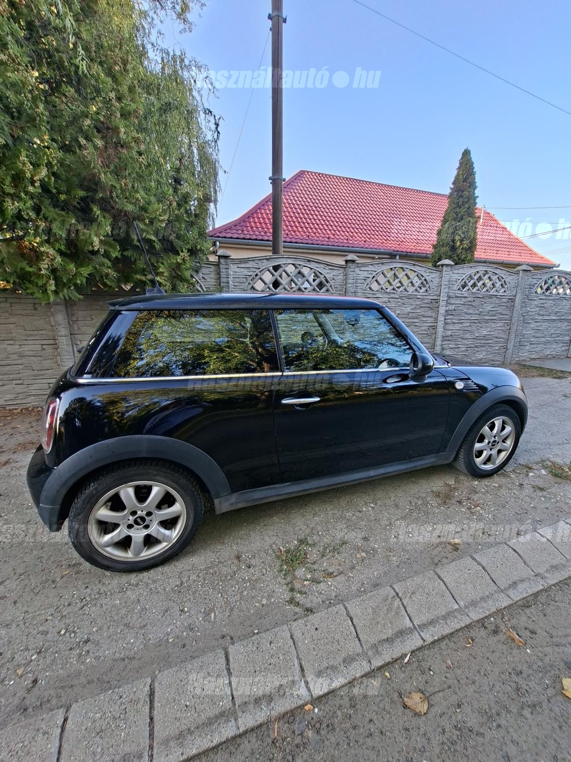 MINI COOPER 2010/9 - 1