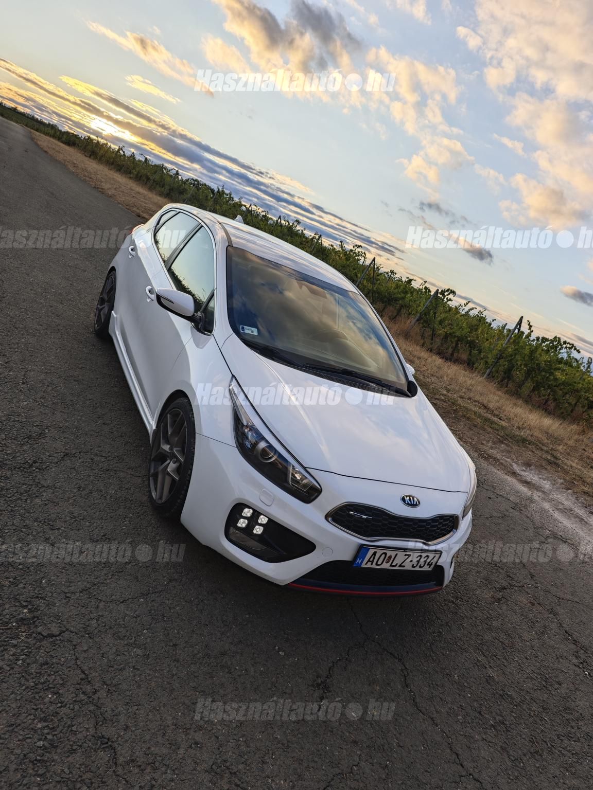 KIA CEE'D 2017/8 - 1