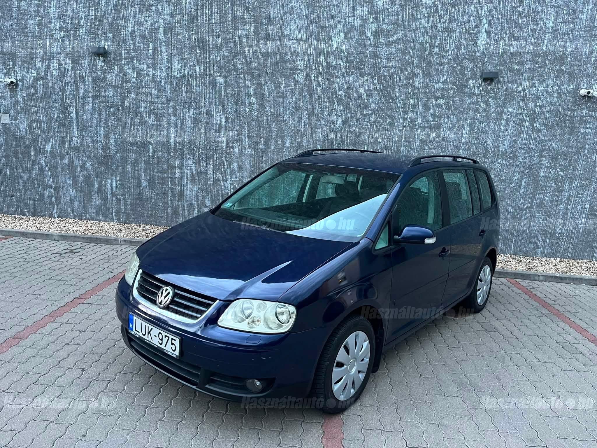 VOLKSWAGEN TOURAN 2006 - 1