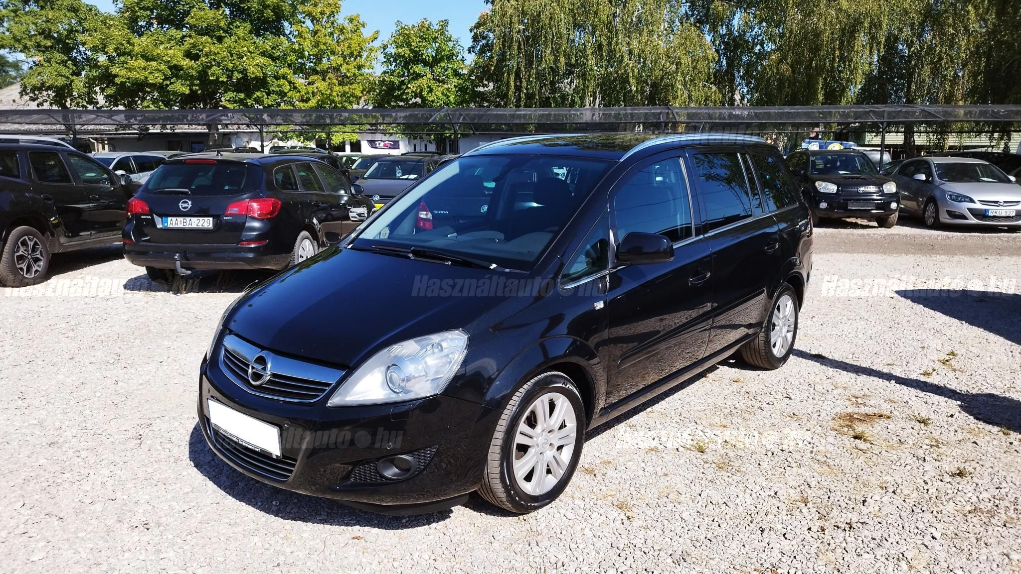OPEL ZAFIRA B 2013/4 - 1