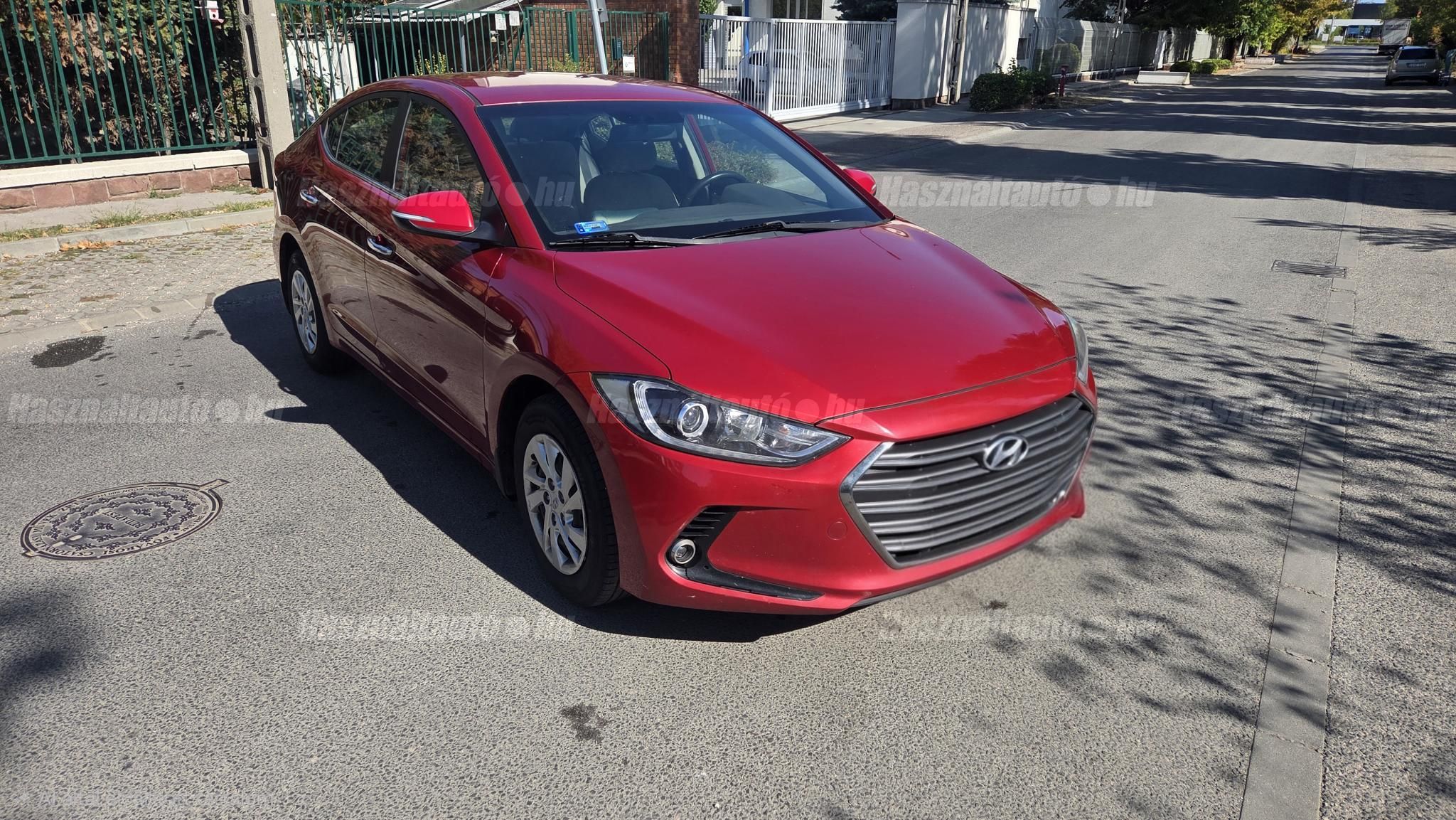 HYUNDAI ELANTRA 2016/10 - 1