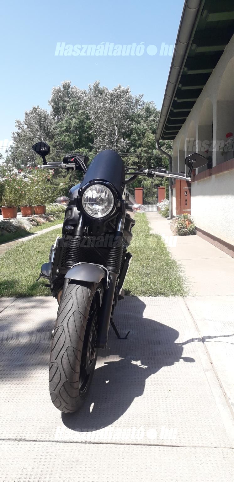 YAMAHA XSR 700 2018 - 1