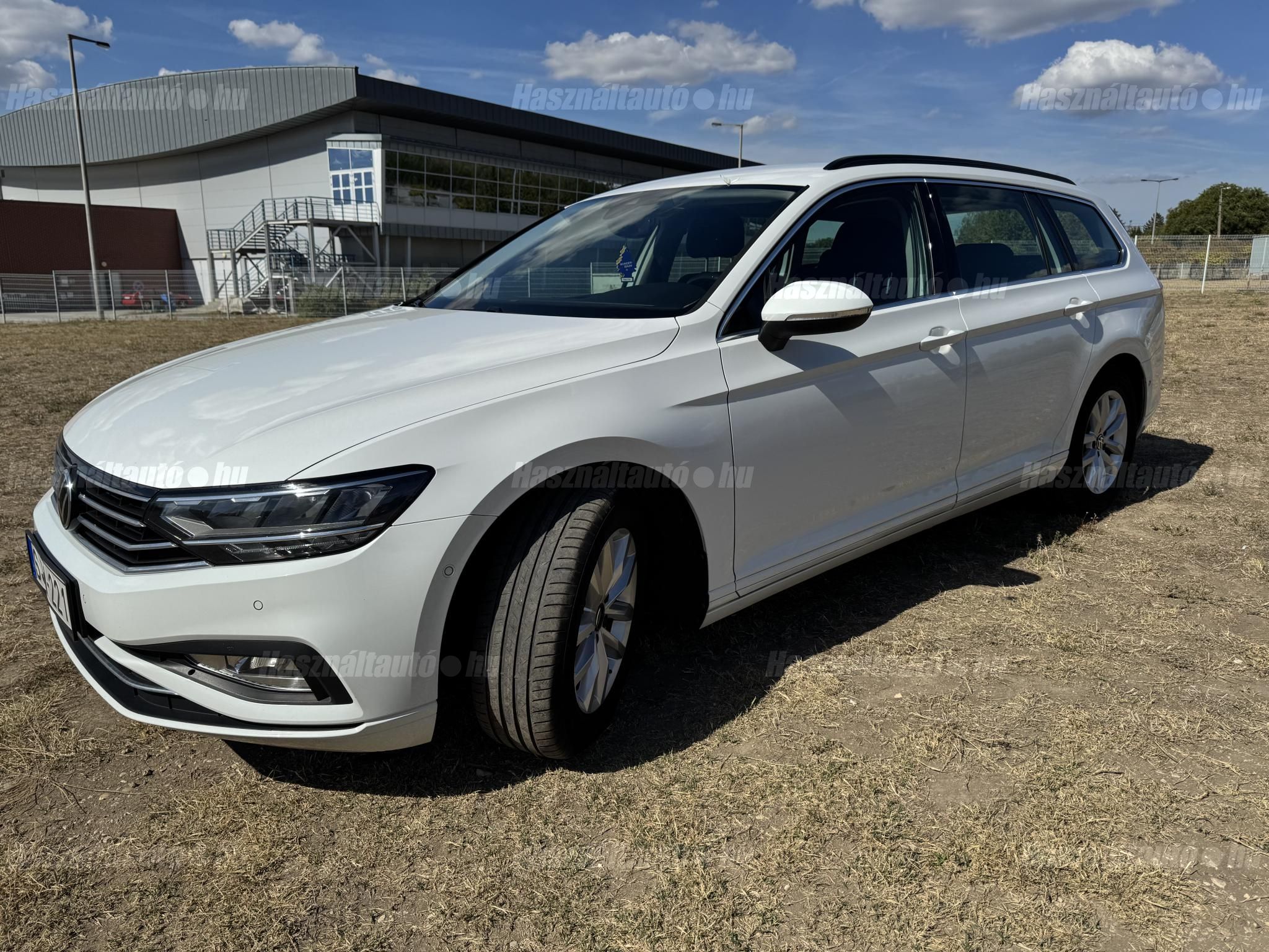 VOLKSWAGEN PASSAT VIII 2020/10 - 1