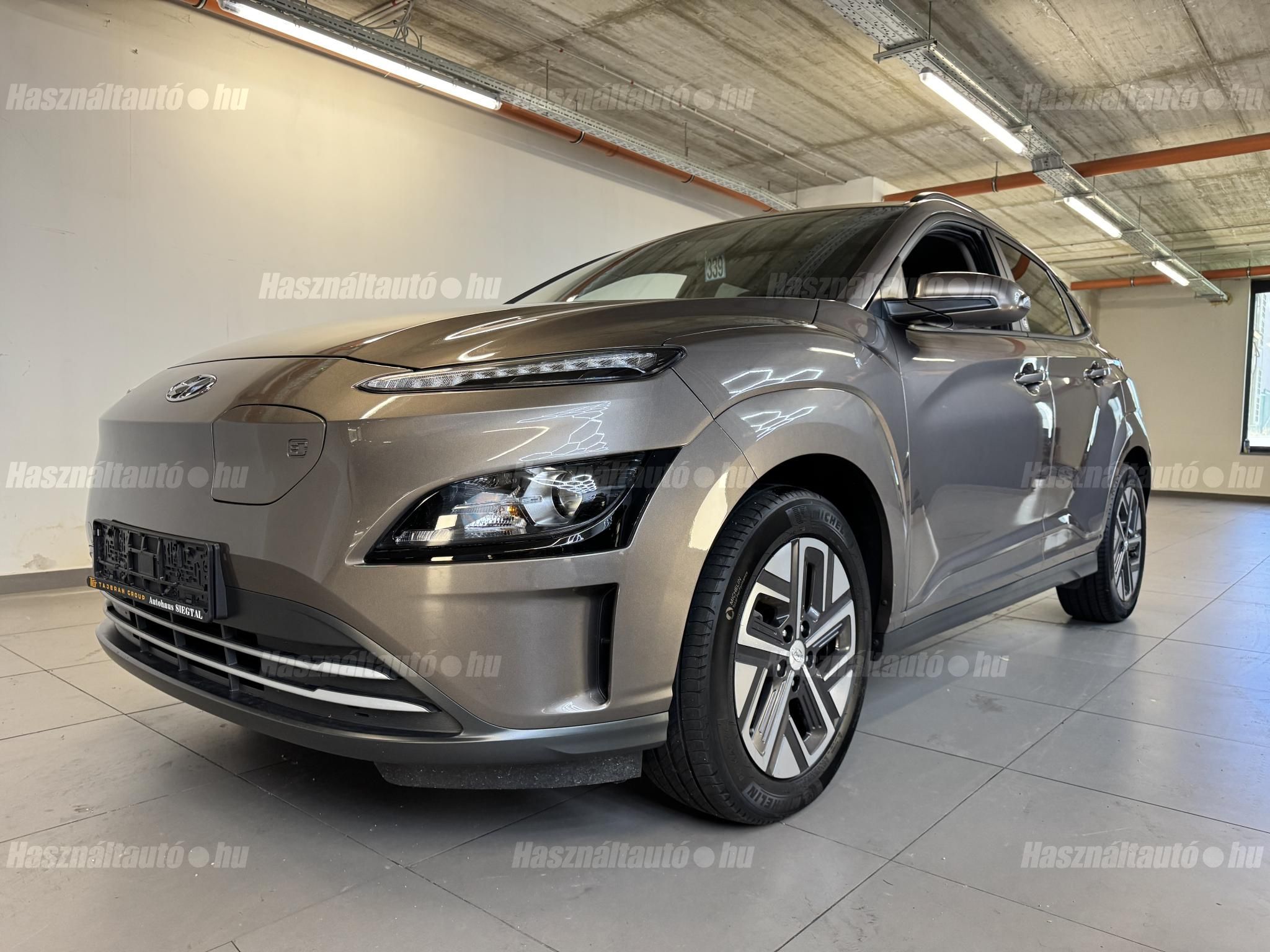 HYUNDAI KONA 2022/6 - 1