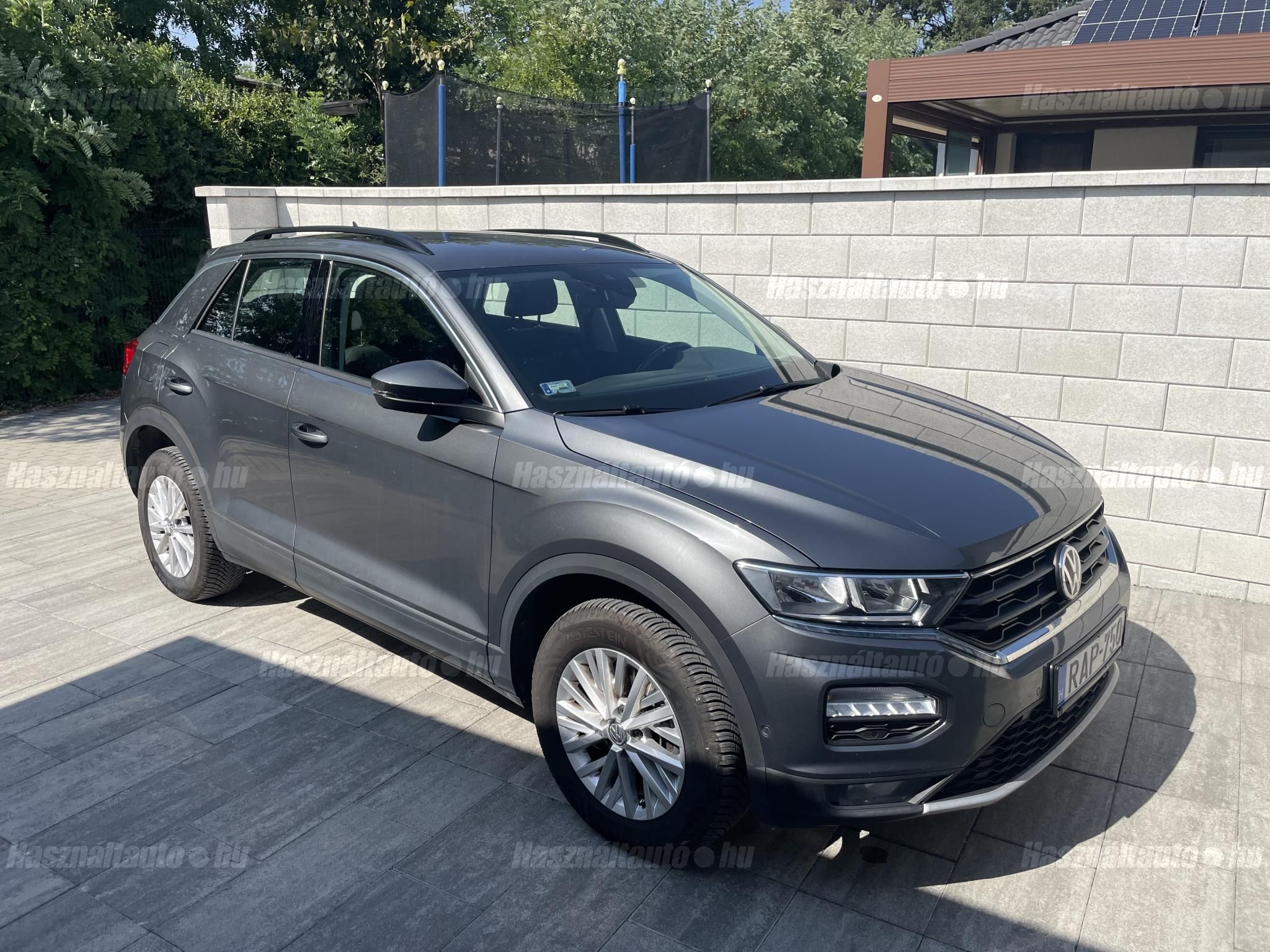 VOLKSWAGEN T-ROC 2018/8 - 1