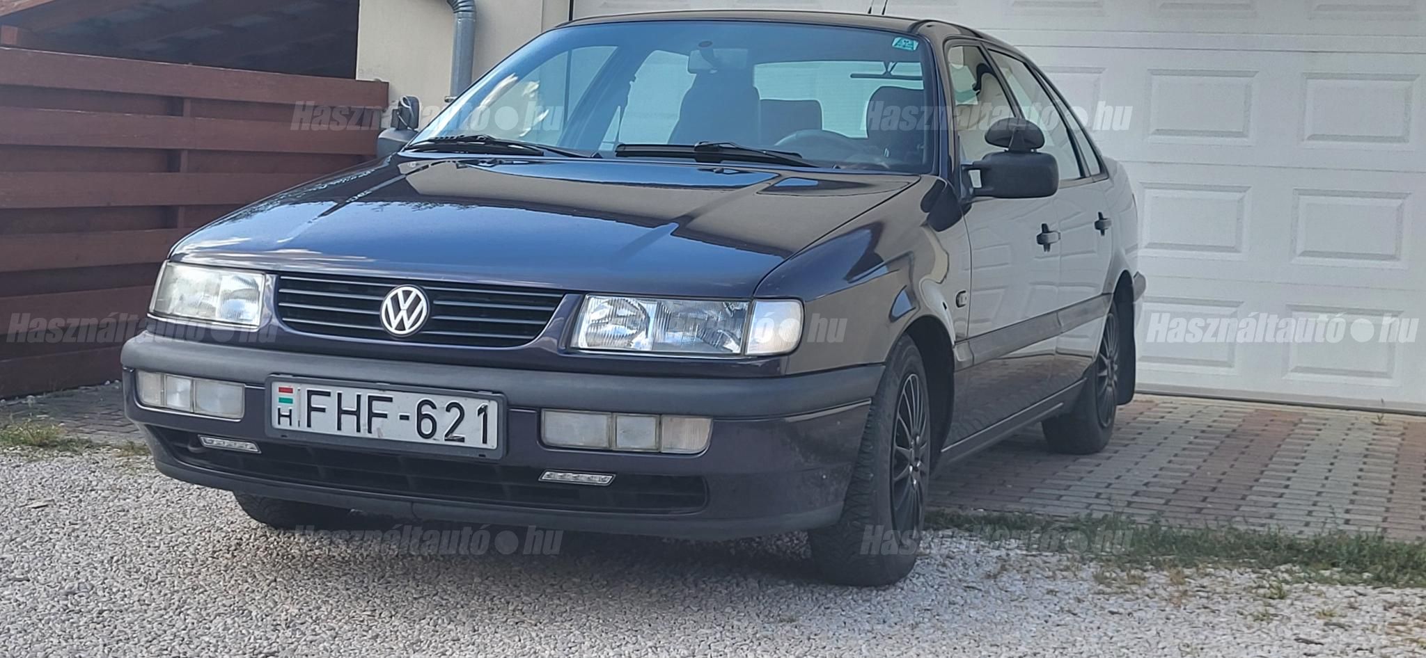 VOLKSWAGEN PASSAT IV 1996/6 - 1