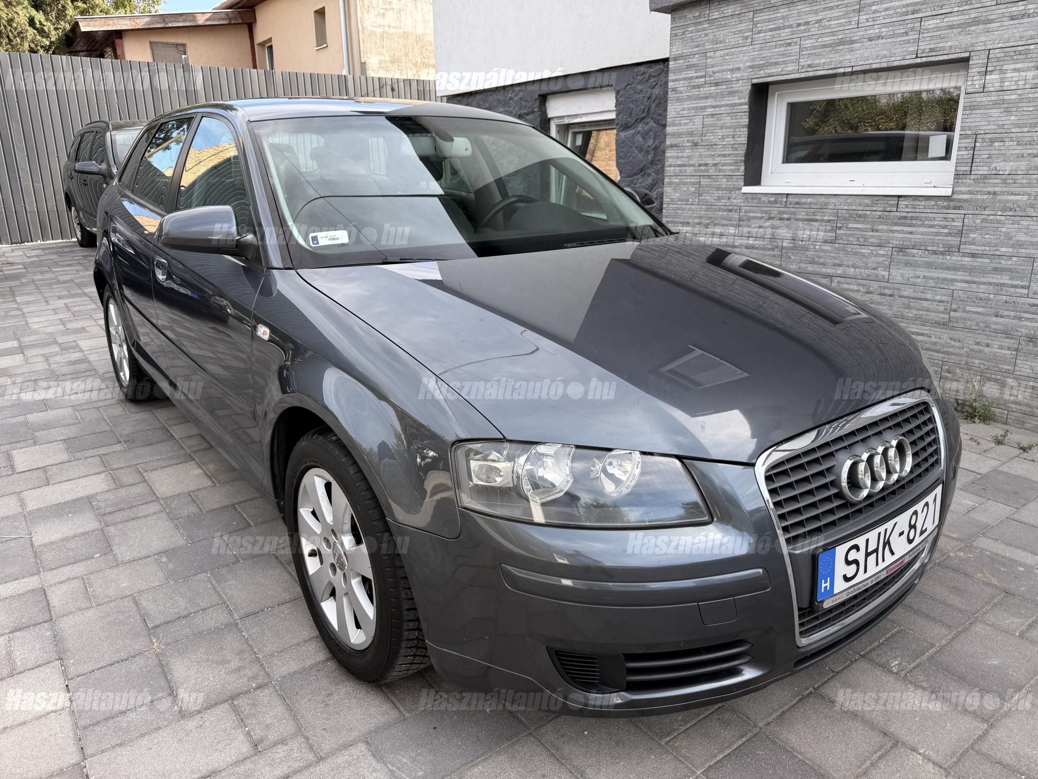 AUDI A3 2007/3 - 1