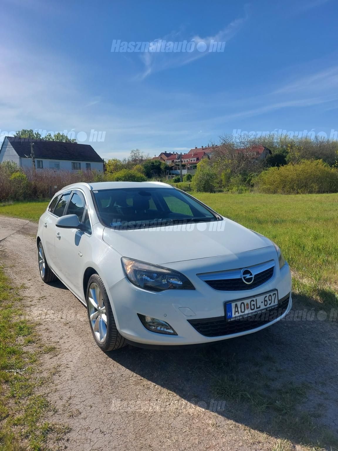 OPEL ASTRA 2011/8 - 1