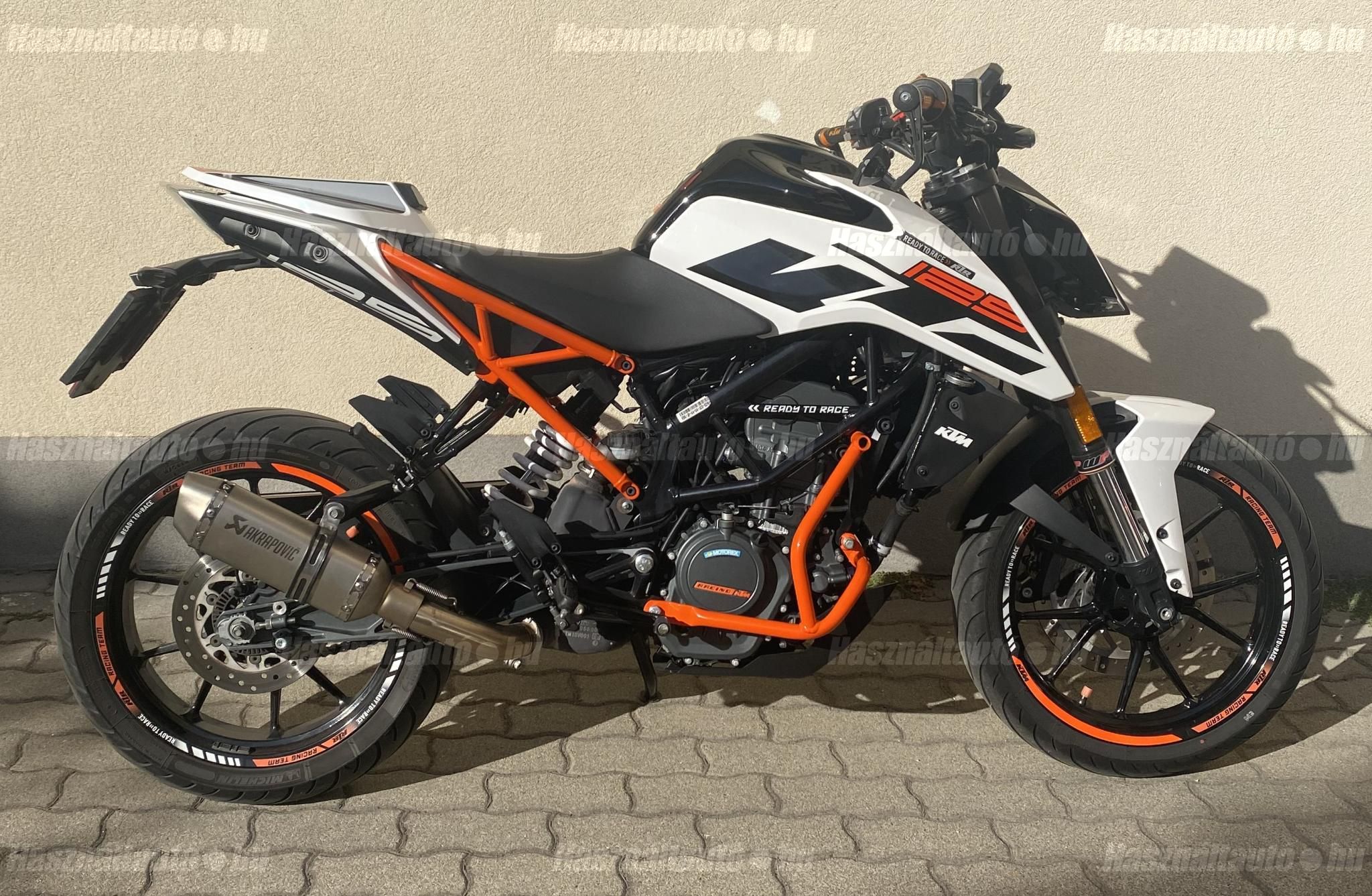 KTM 125 DUKE 2018/12 - 1