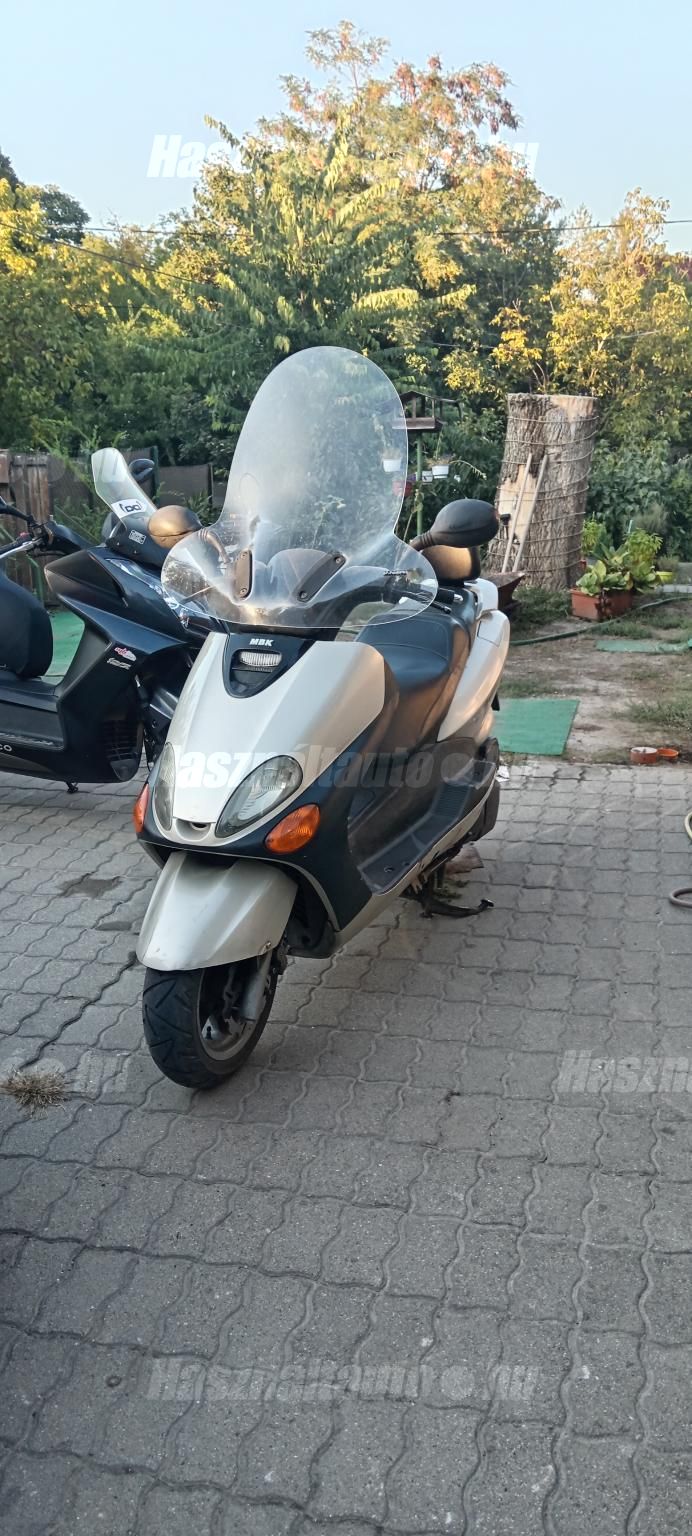 YAMAHA MAJESTY 1999/8 - 1