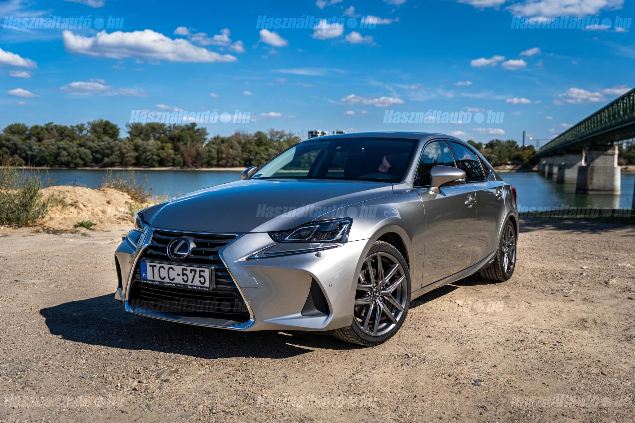LEXUS IS 2018/4 - 1