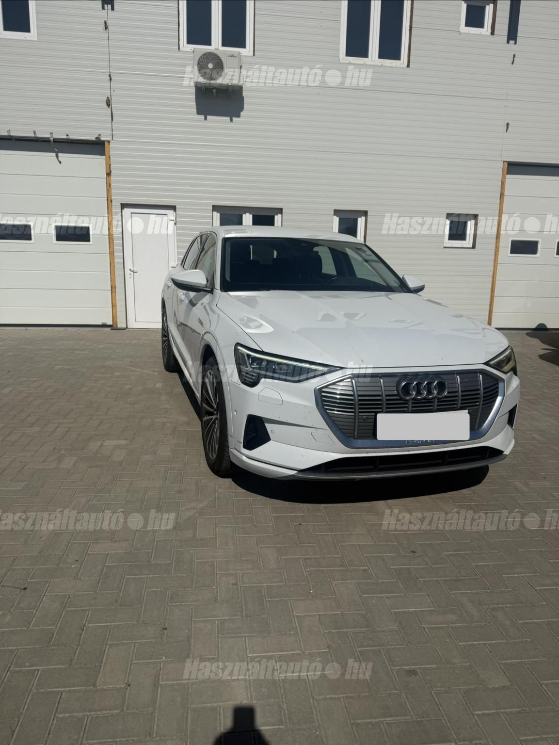 AUDI E-TRON 2019/12 - 1