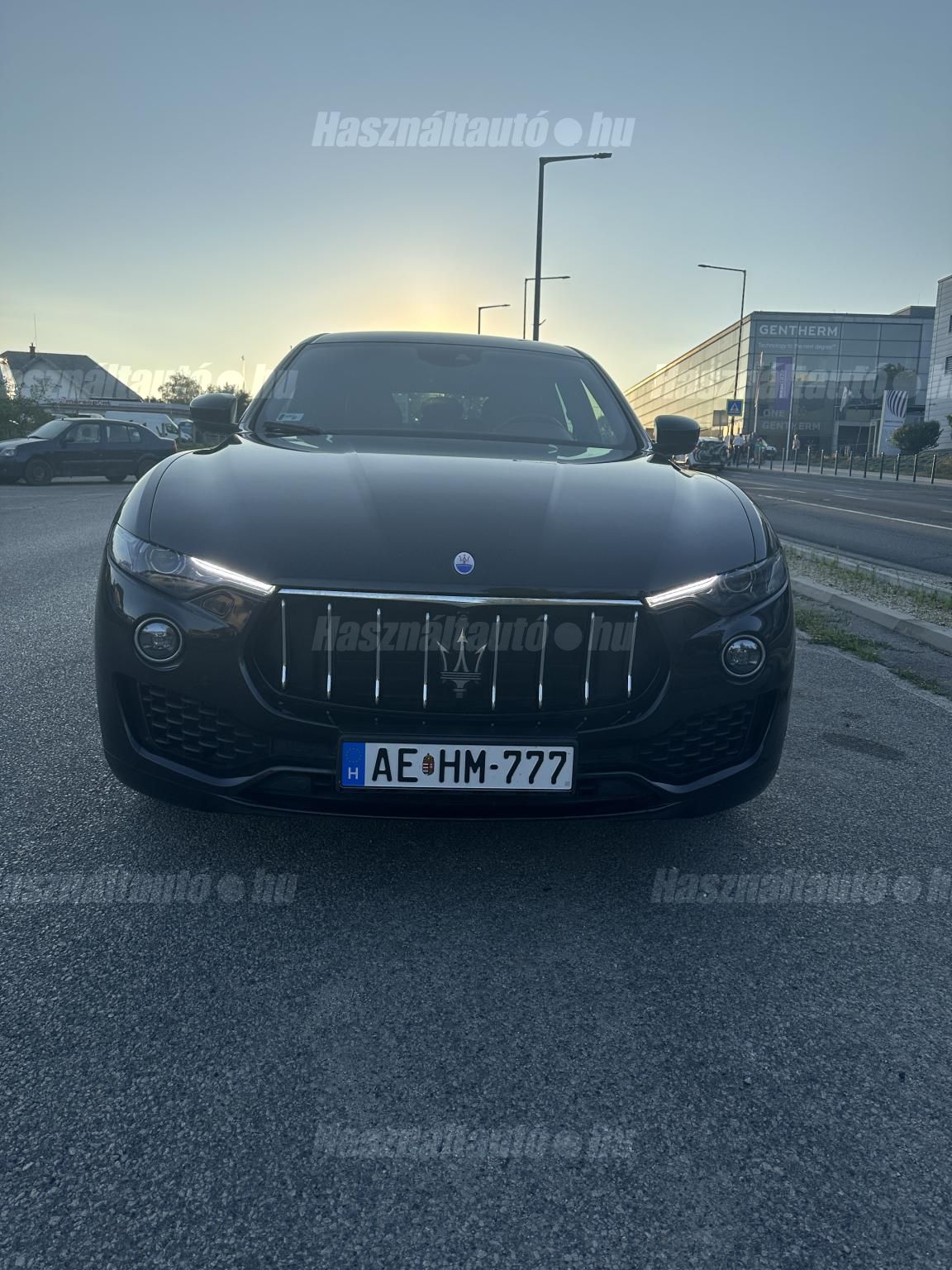 MASERATI LEVANTE 2016/12 - 1