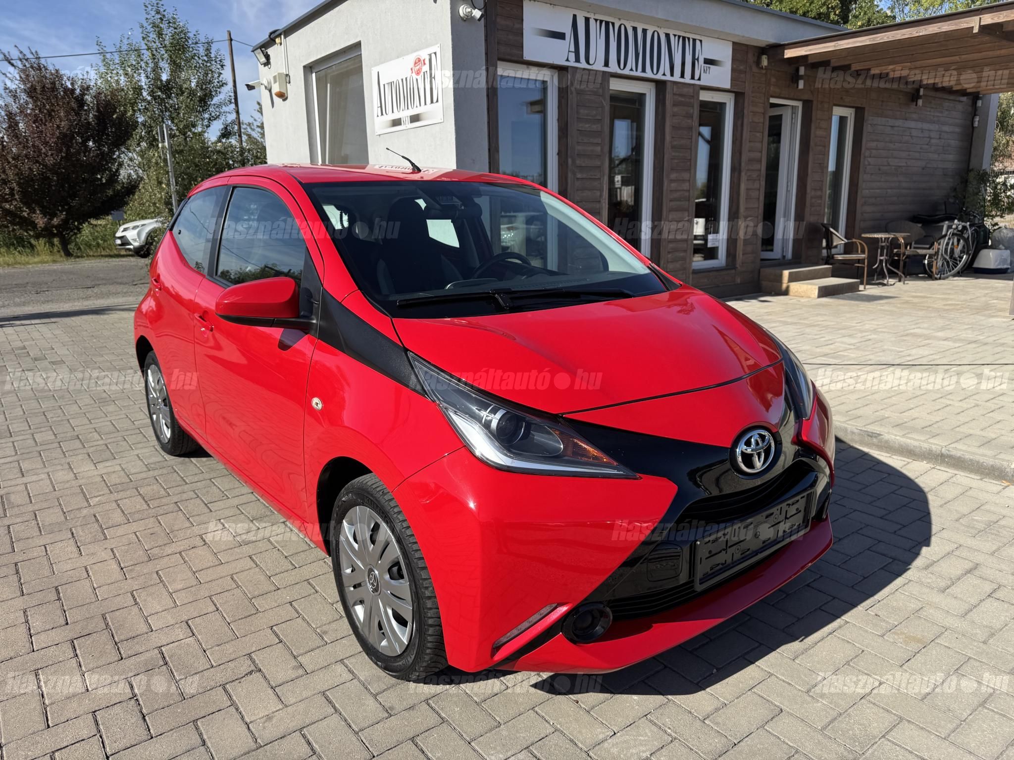 TOYOTA AYGO 2016/6 - 1