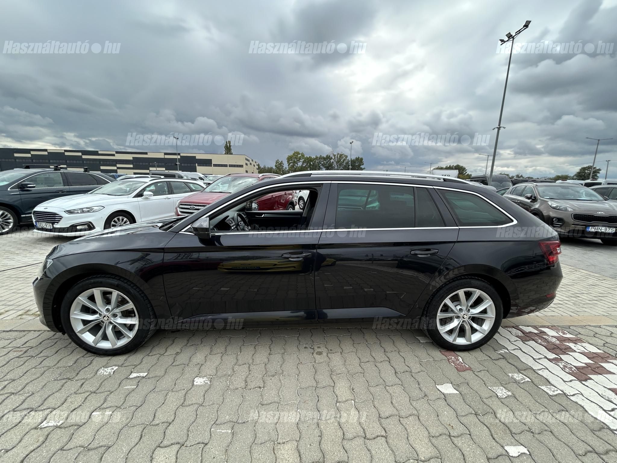 SKODA SUPERB 2018/9 - 1