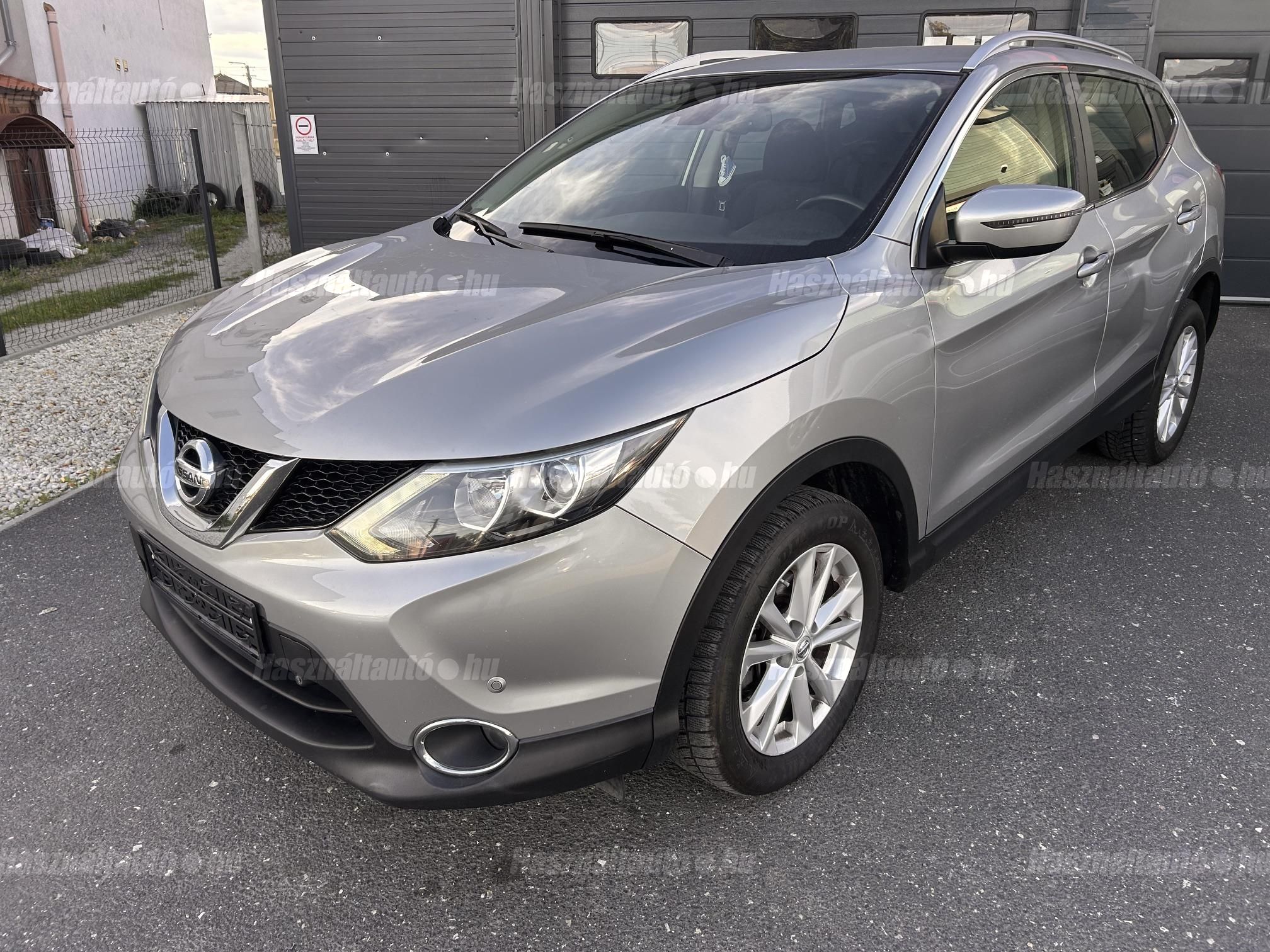 NISSAN QASHQAI 2016/8 - 1
