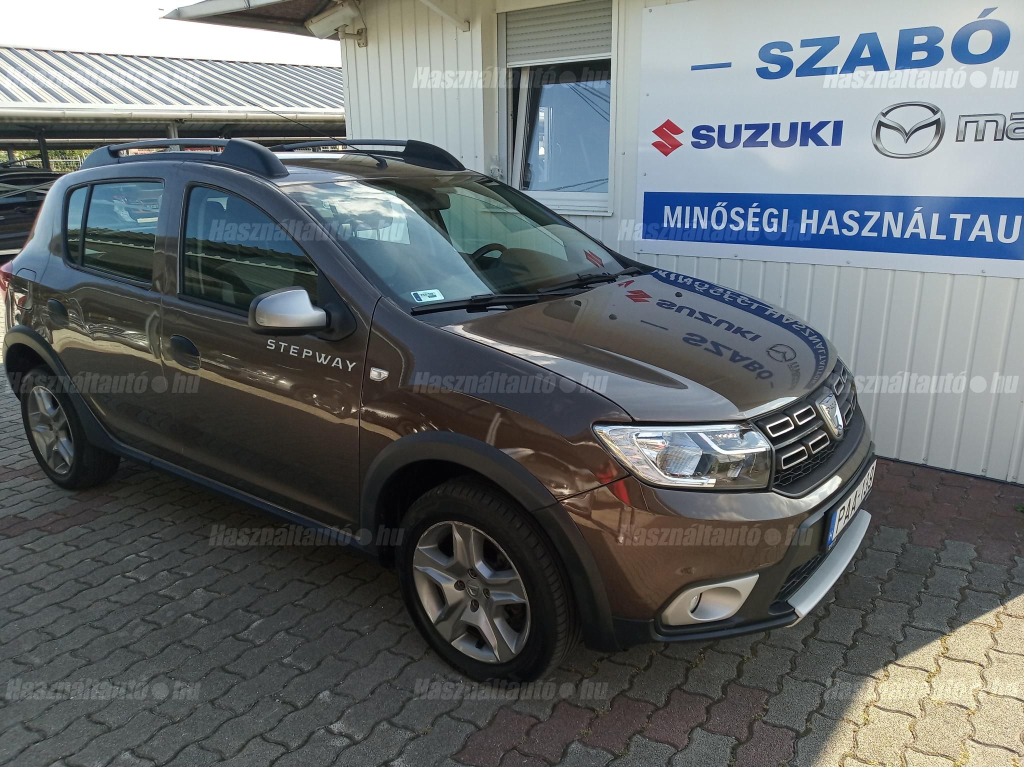 DACIA SANDERO 2017/2 - 1