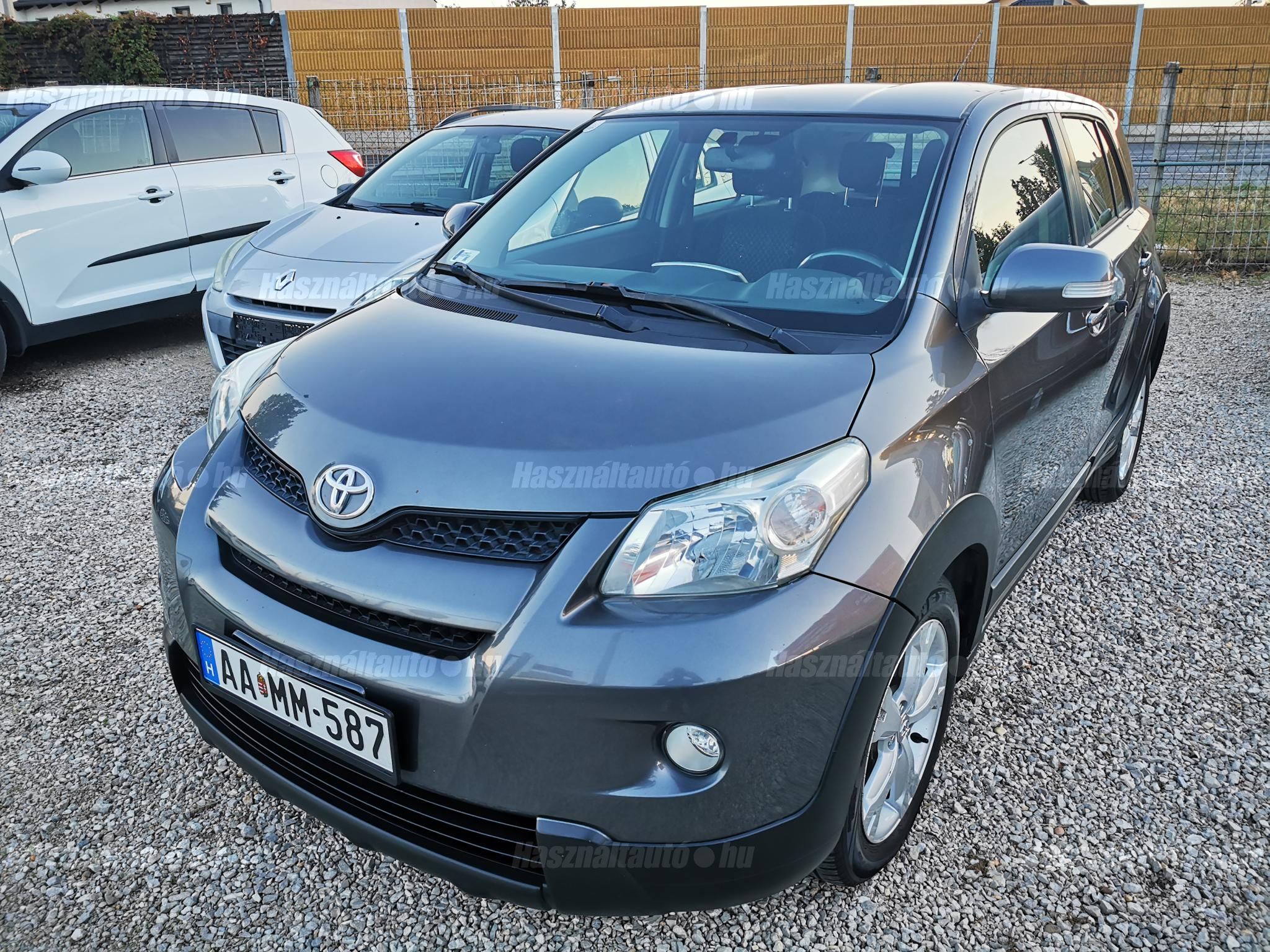 TOYOTA URBAN CRUISER 2010/3 - 1