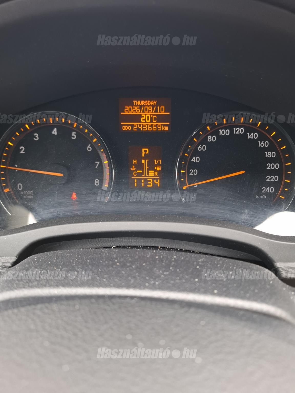 TOYOTA AVENSIS 2010/9 - 1