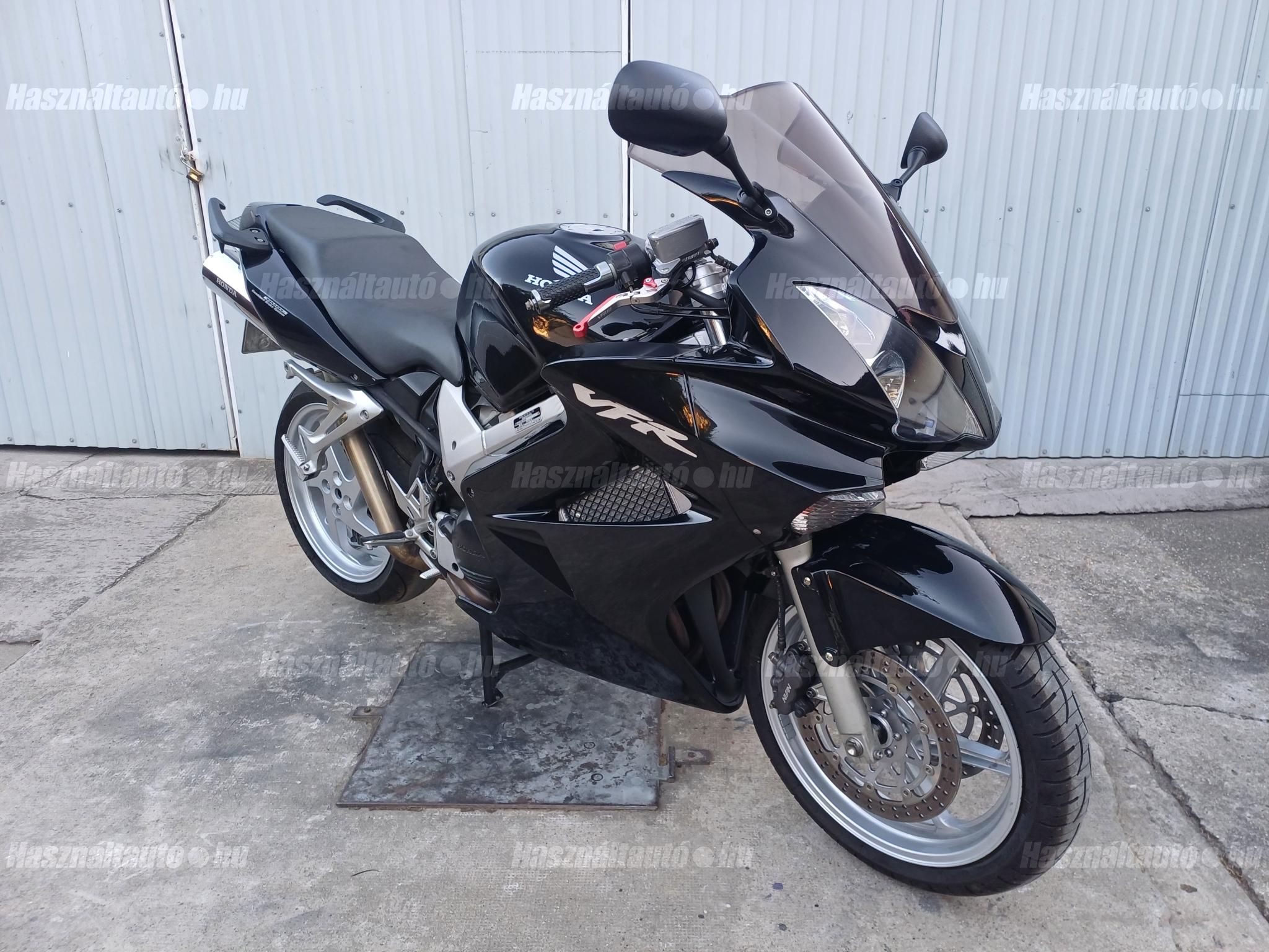 HONDA VFR 800 2006/11 - 1