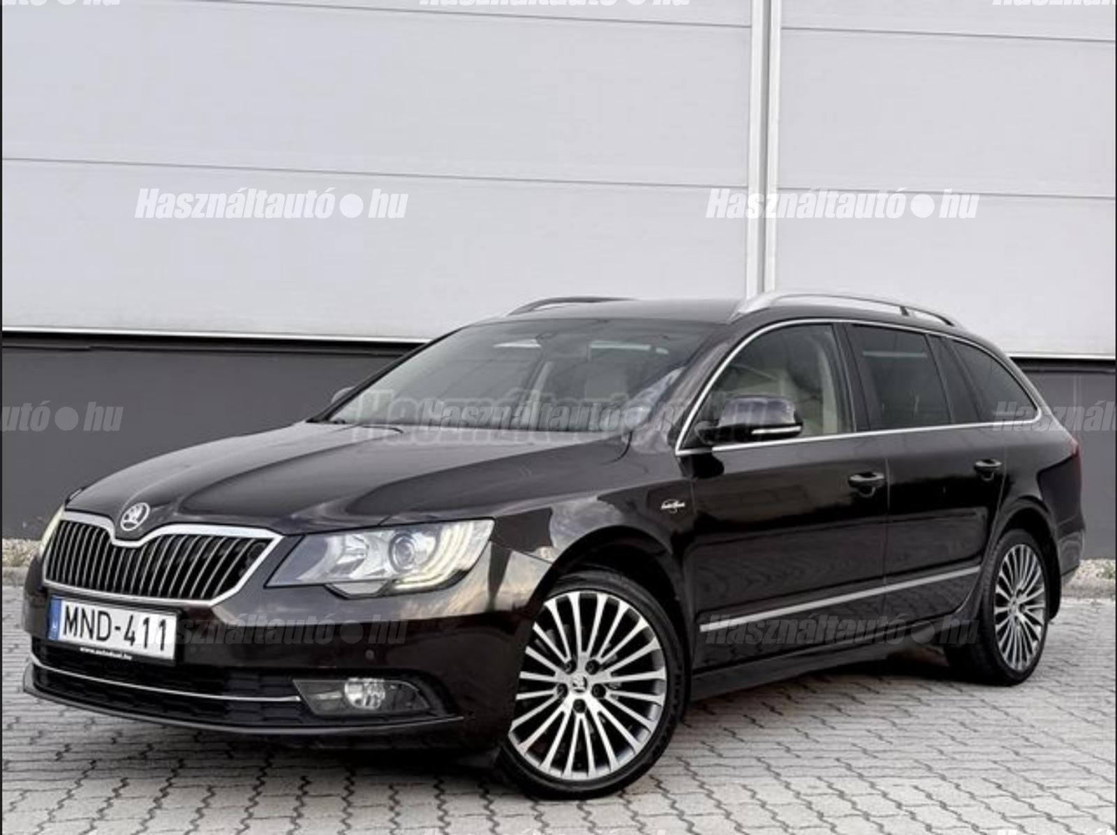 SKODA SUPERB 2013/12 - 1