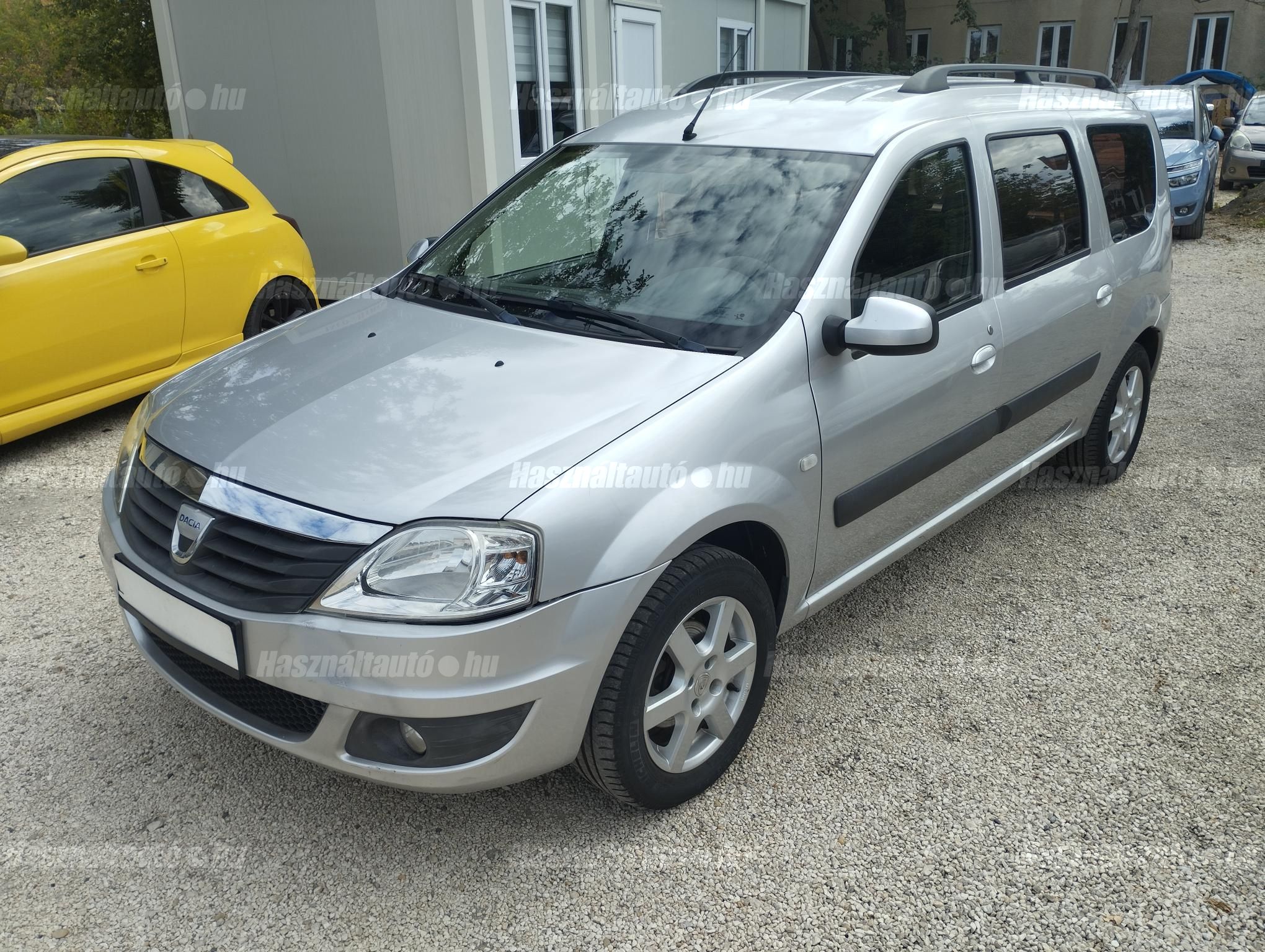 DACIA LOGAN 2011/7 - 1