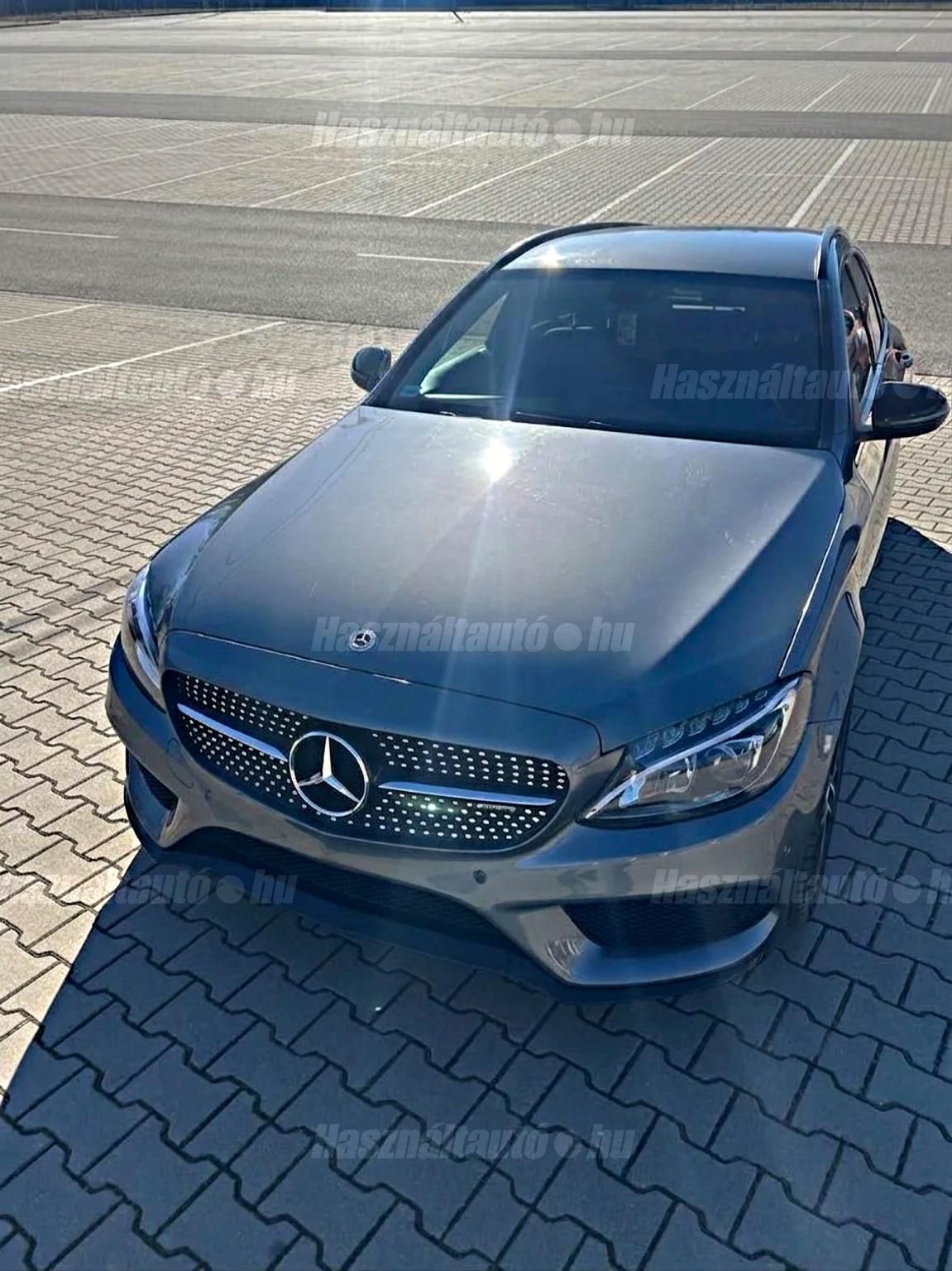 MERCEDES-AMG C 43 2017/6 - 1