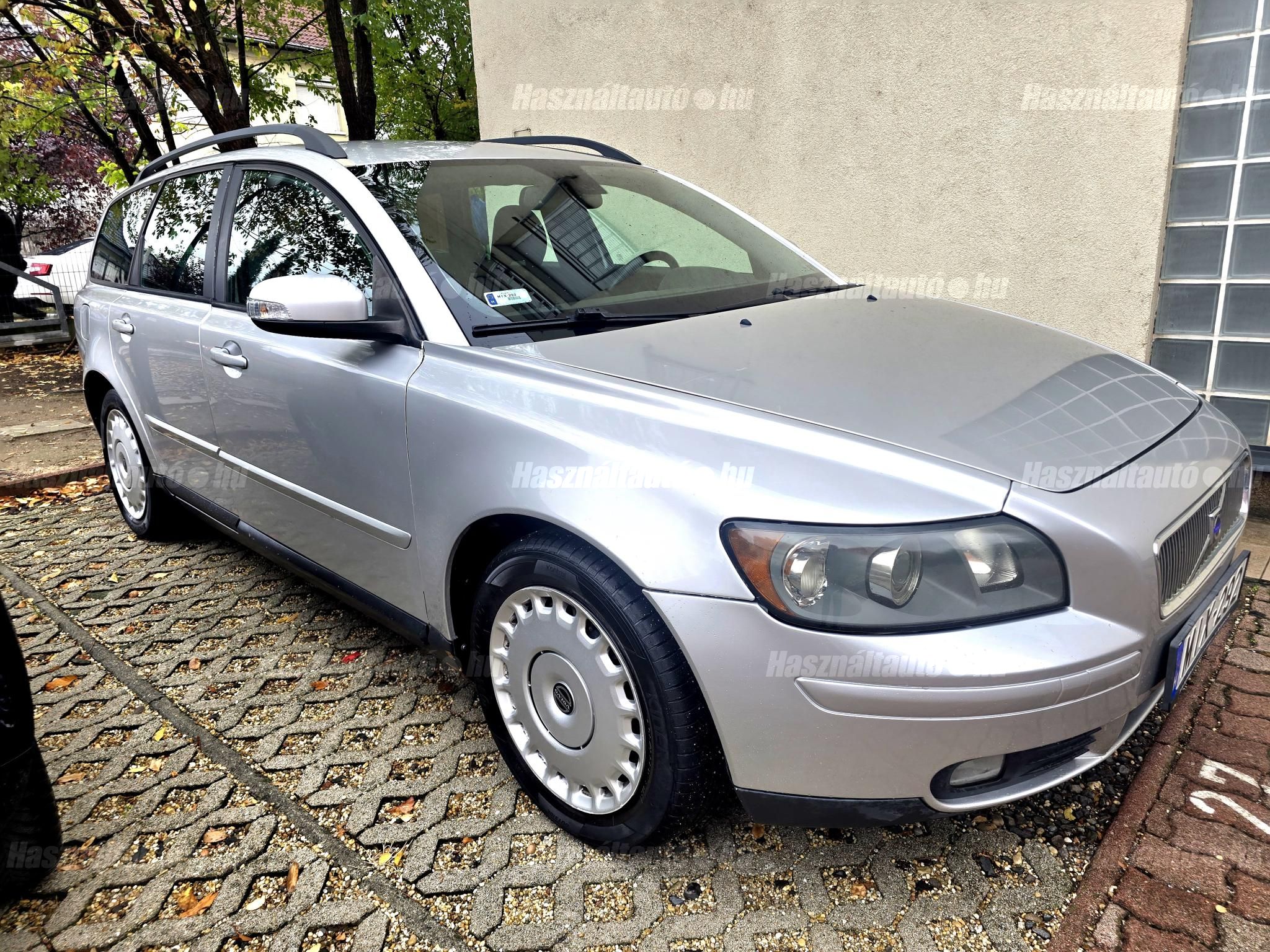 VOLVO V50 2008 - 1