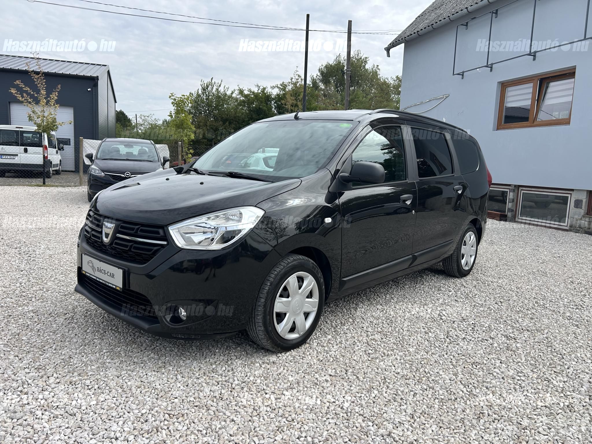 DACIA LODGY 2018/5 - 1