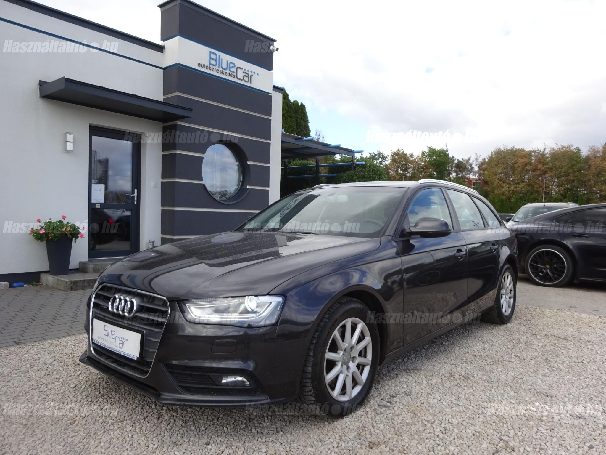 AUDI A4 2013/6 - 1