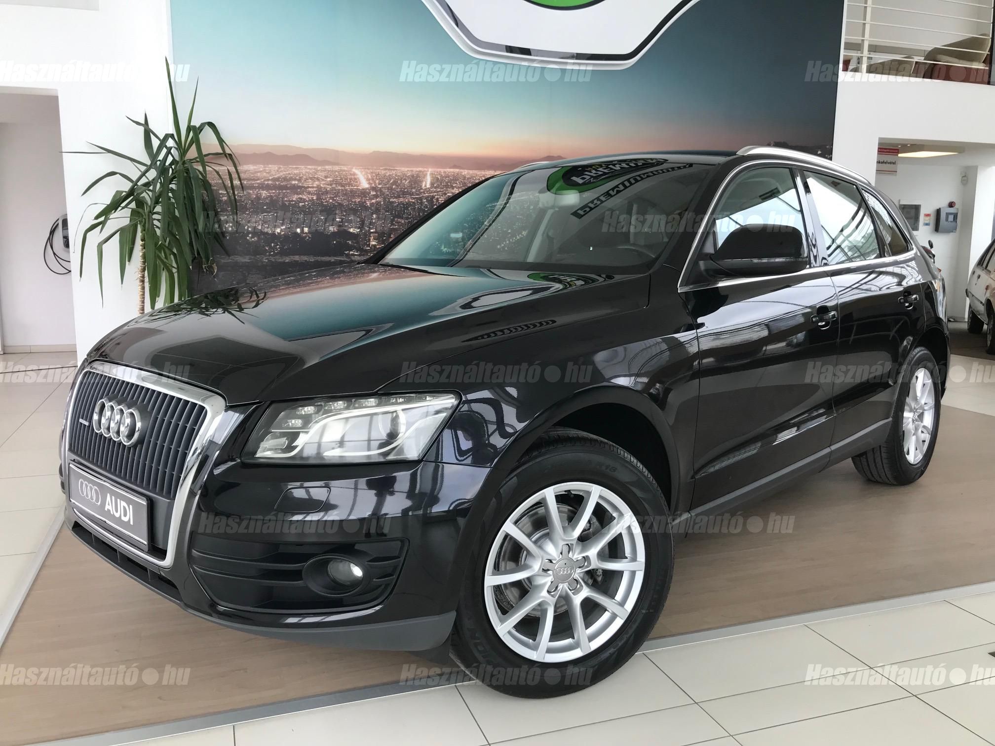 AUDI Q5 2010/7 - 1