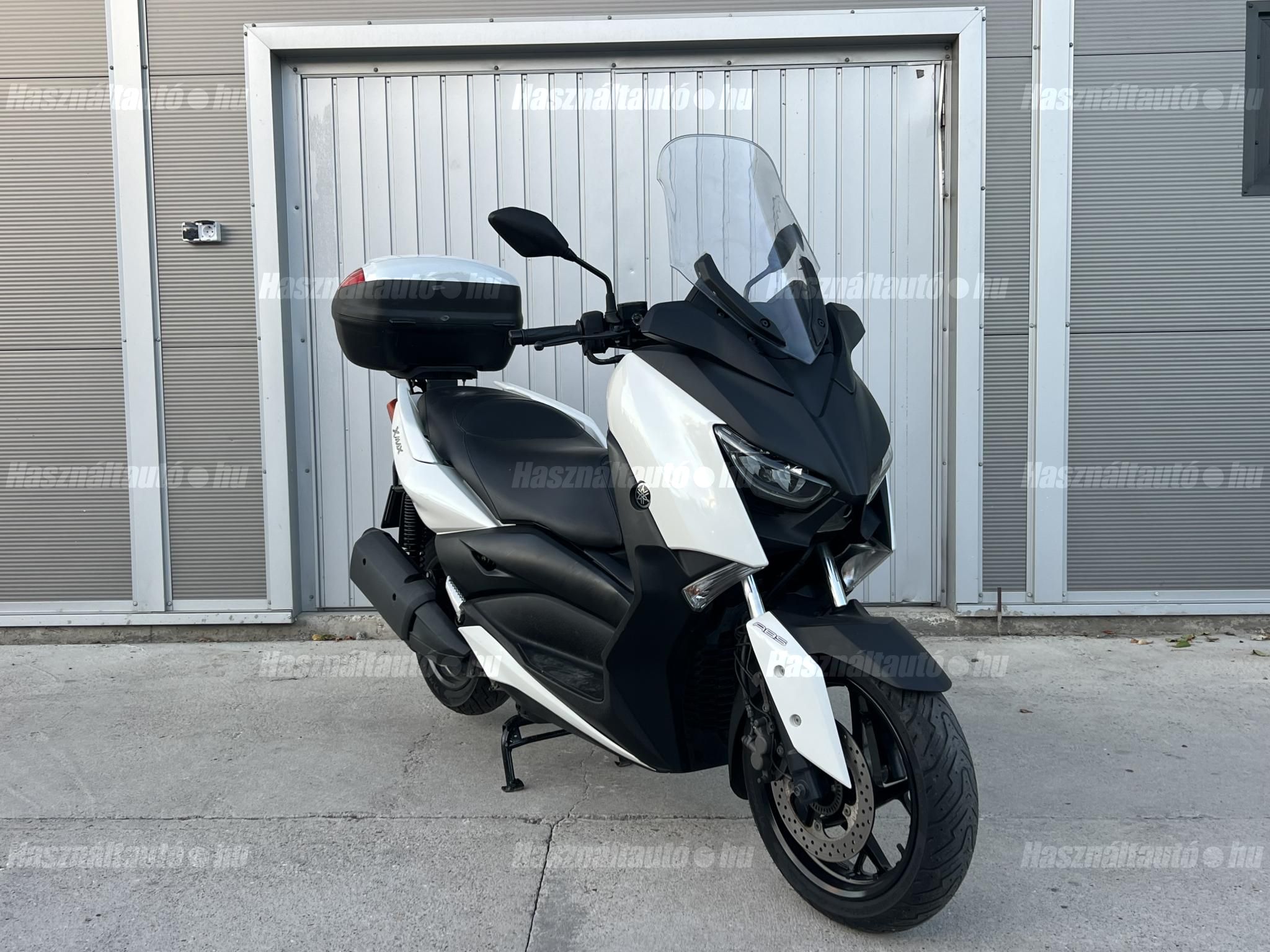 YAMAHA X-MAX 300 2017/5 - 1