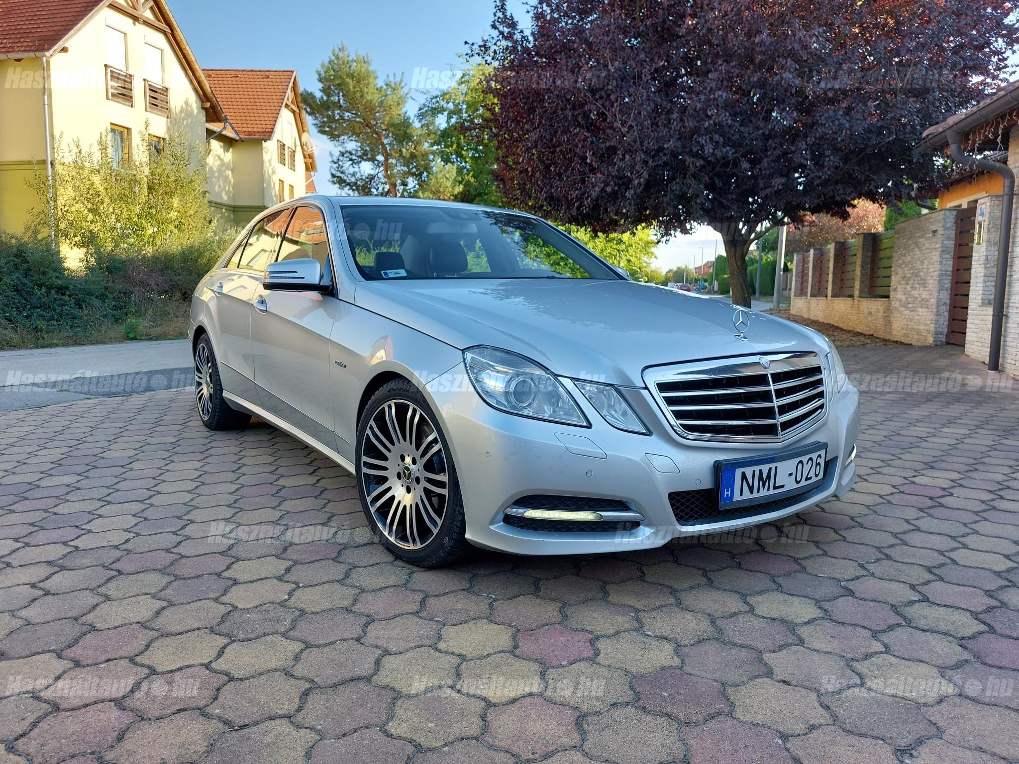 MERCEDES-BENZ E 300 2012/3 - 1