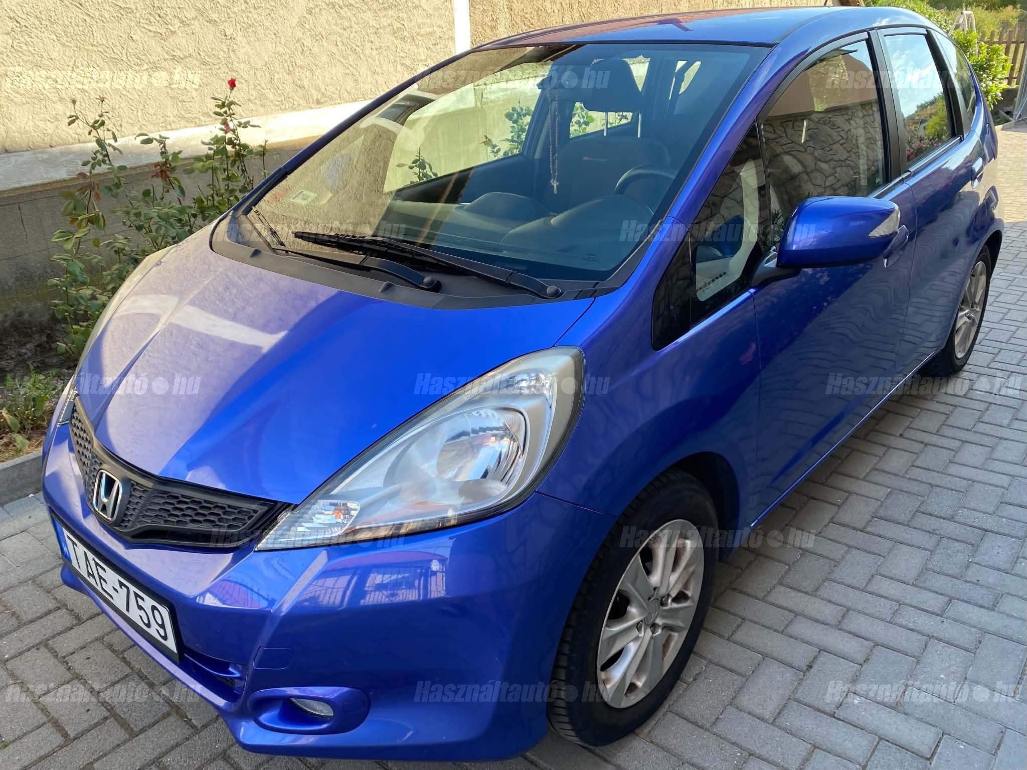HONDA JAZZ 2012/3 - 1