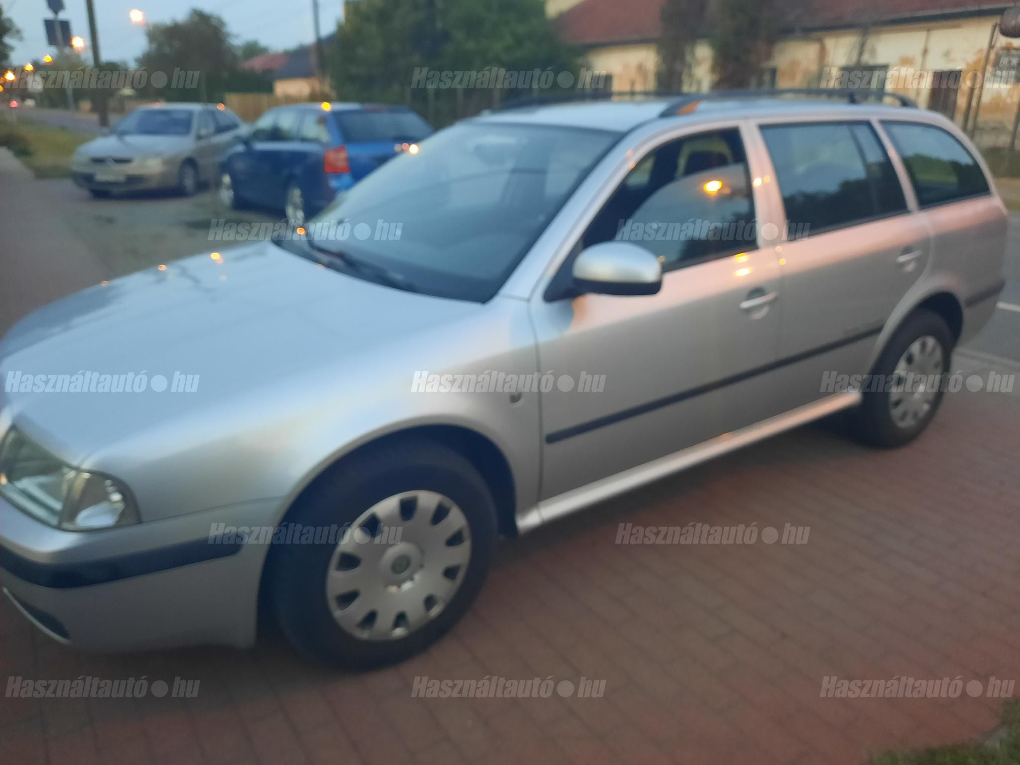 SKODA OCTAVIA 2010/7 - 1