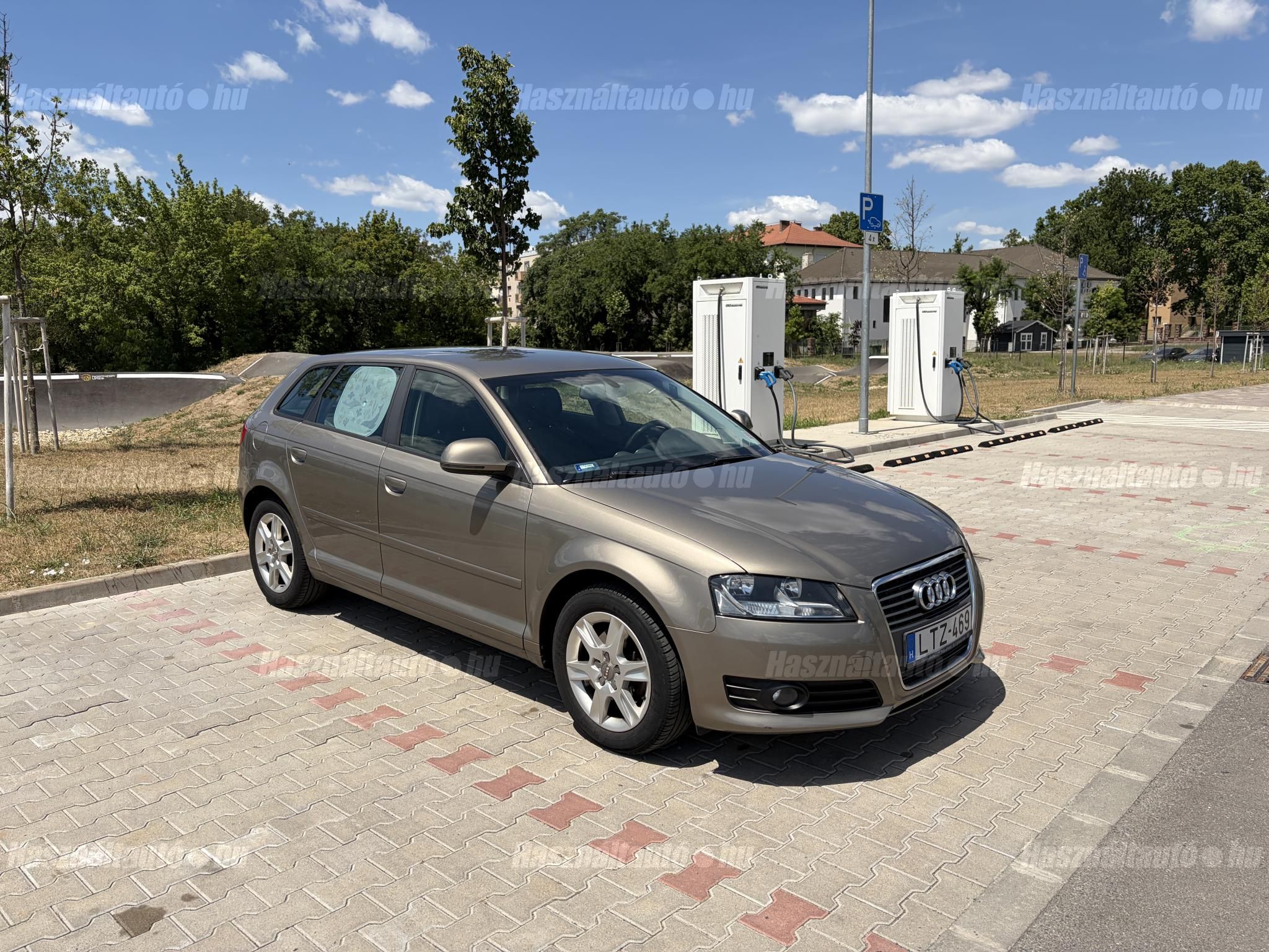AUDI A3 2010 - 1