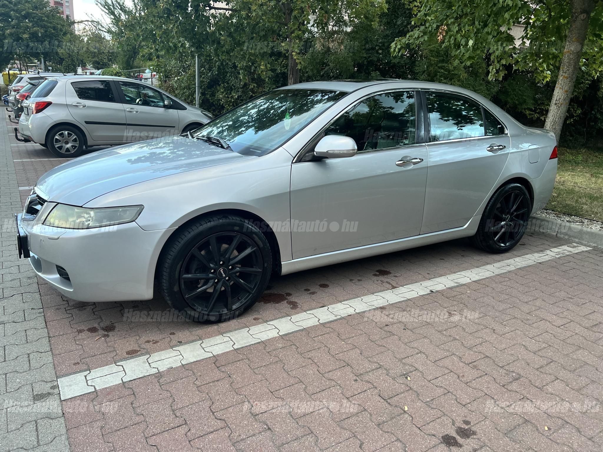 HONDA ACCORD 2005/6 - 1