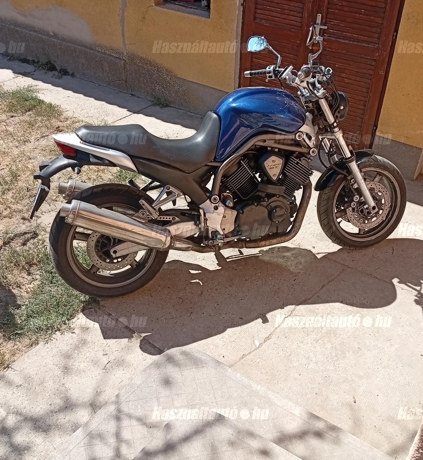YAMAHA BT 1100 2004/5 - 1