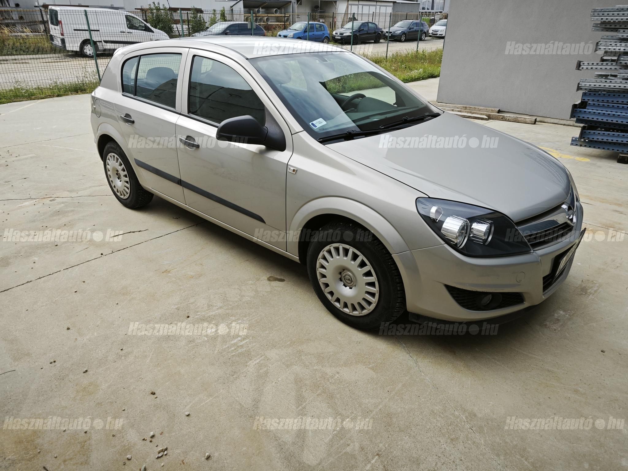 OPEL ASTRA H 2010/5 - 1