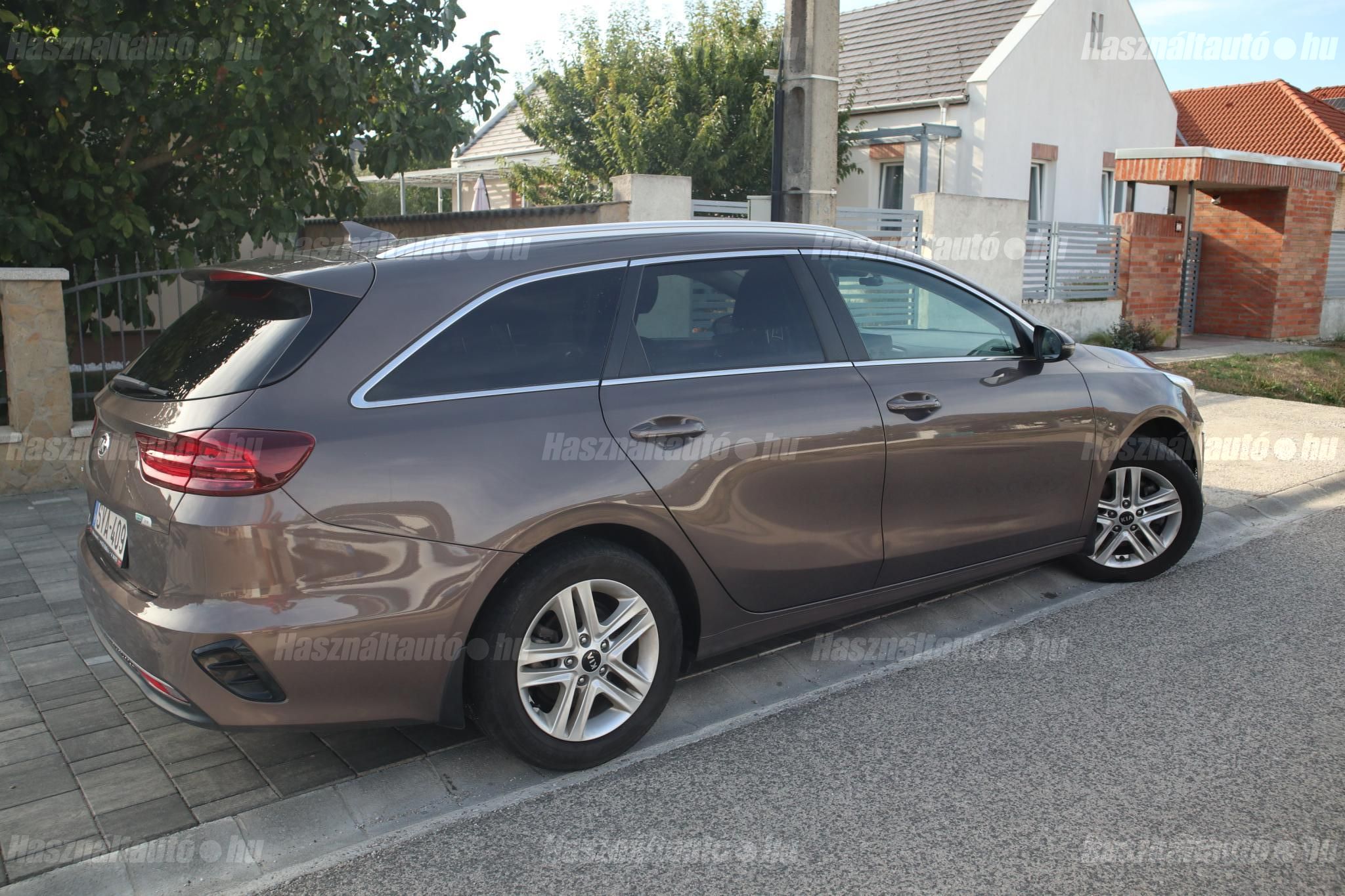 KIA CEE'D 2021/10 - 1