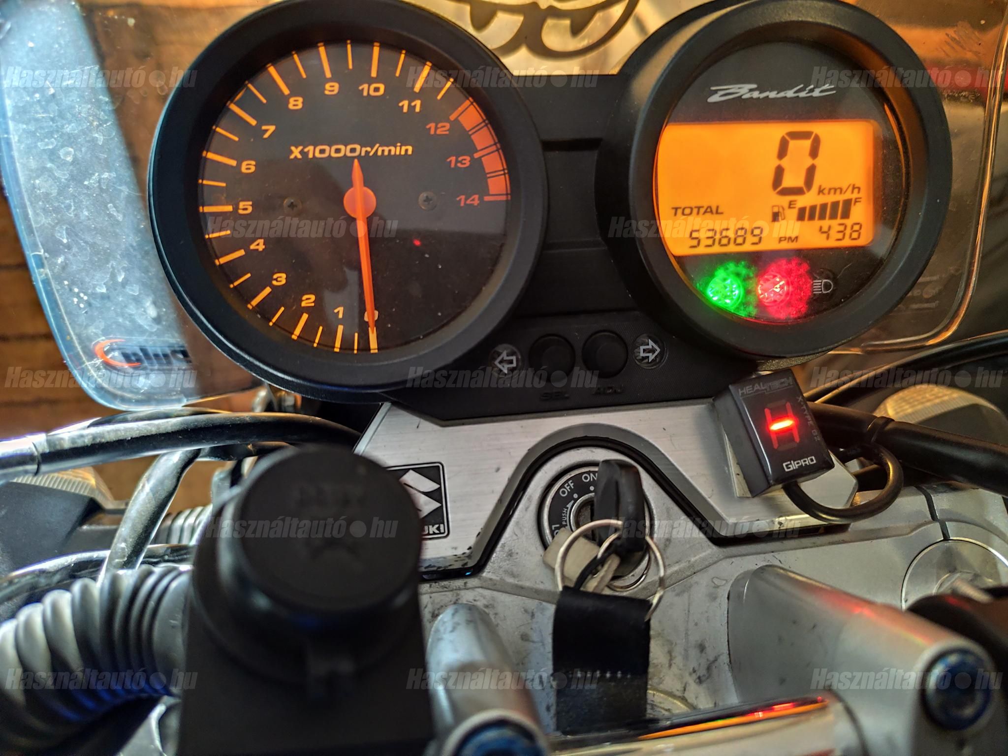 SUZUKI GSF 650 2006 - 1