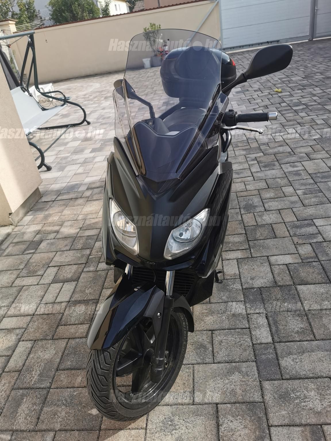 YAMAHA X-MAX 250 2010/10 - 1
