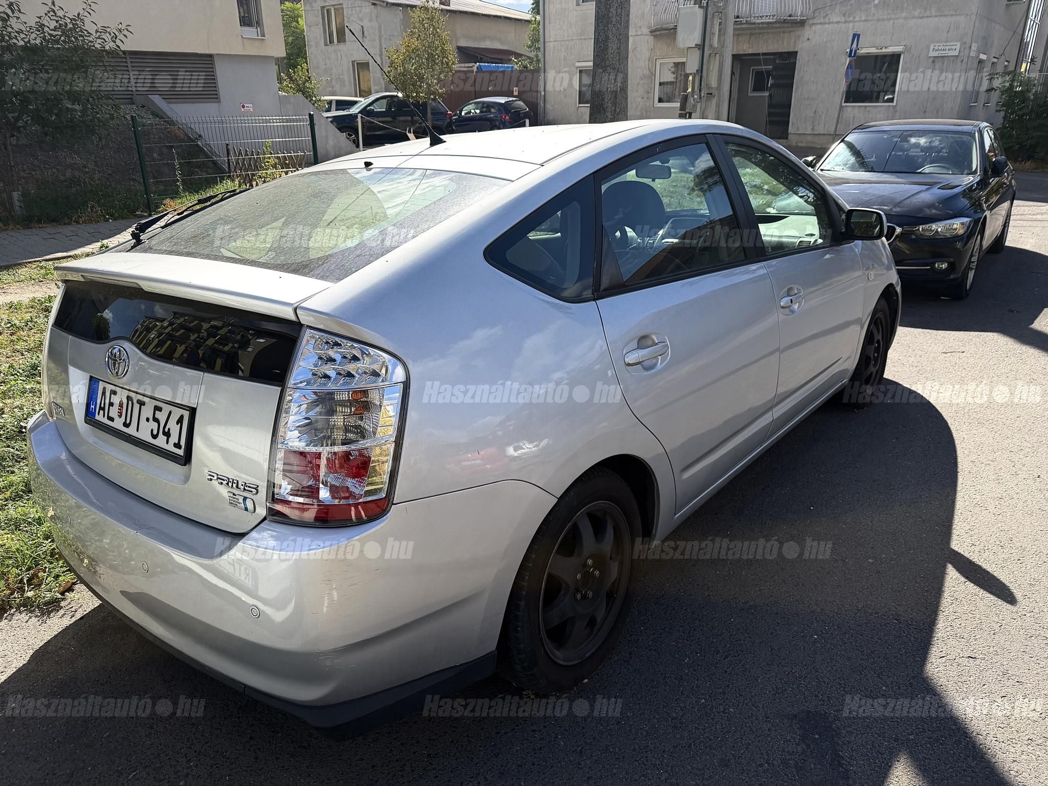 TOYOTA PRIUS 2006 - 1