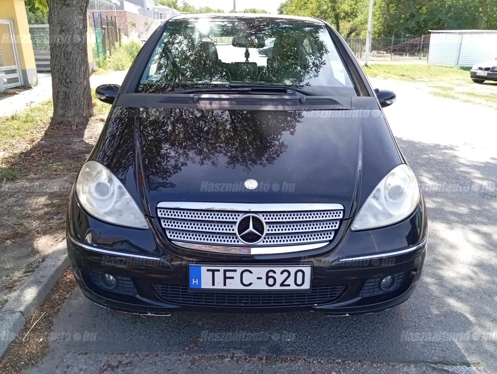 MERCEDES-BENZ A 150 2008/4 - 1